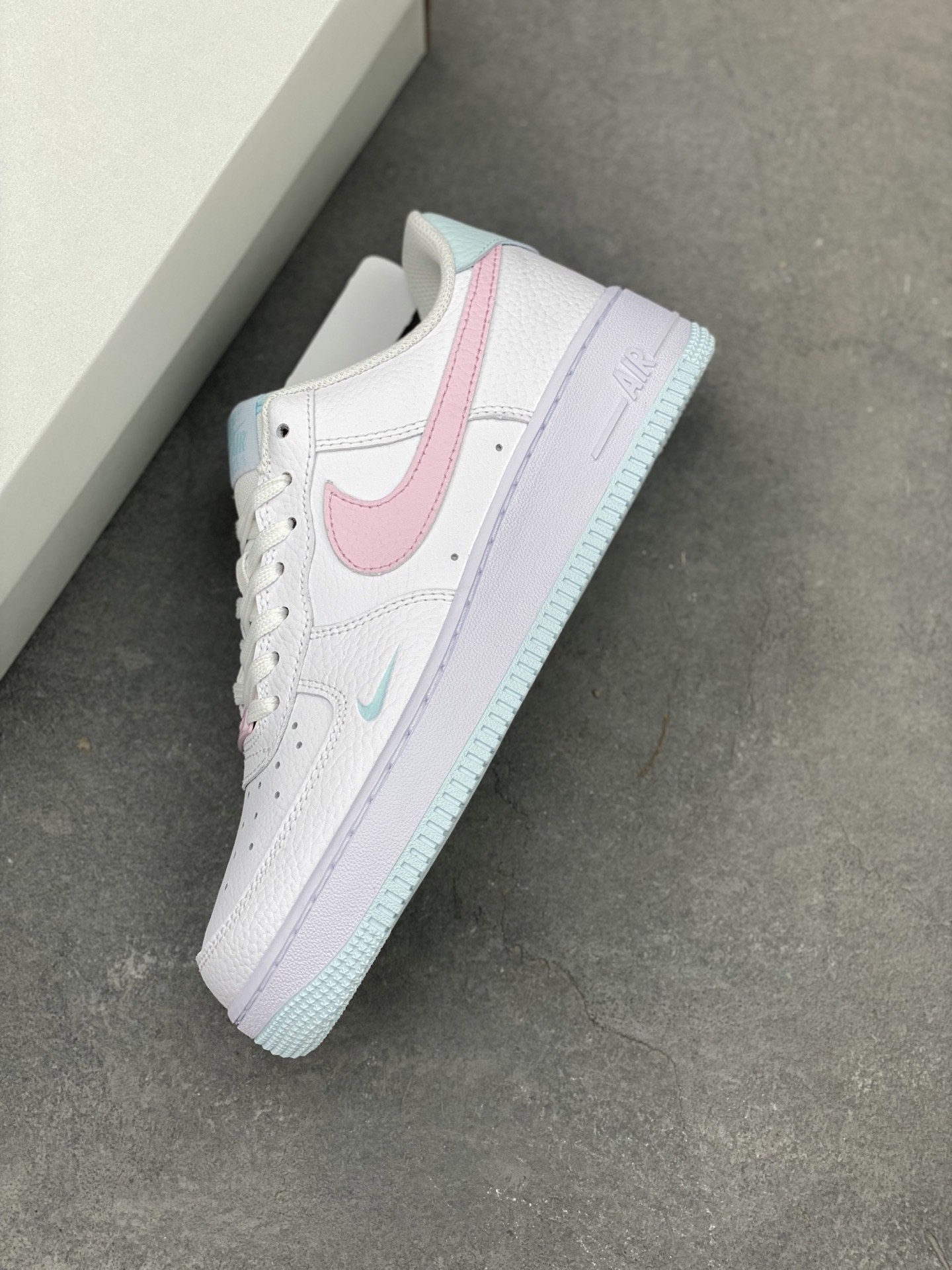 Nike Air Force 1 '07 Low White Pink Blue Casual Sneakers IH0640-161 8 i1743869217904 4164 0 6