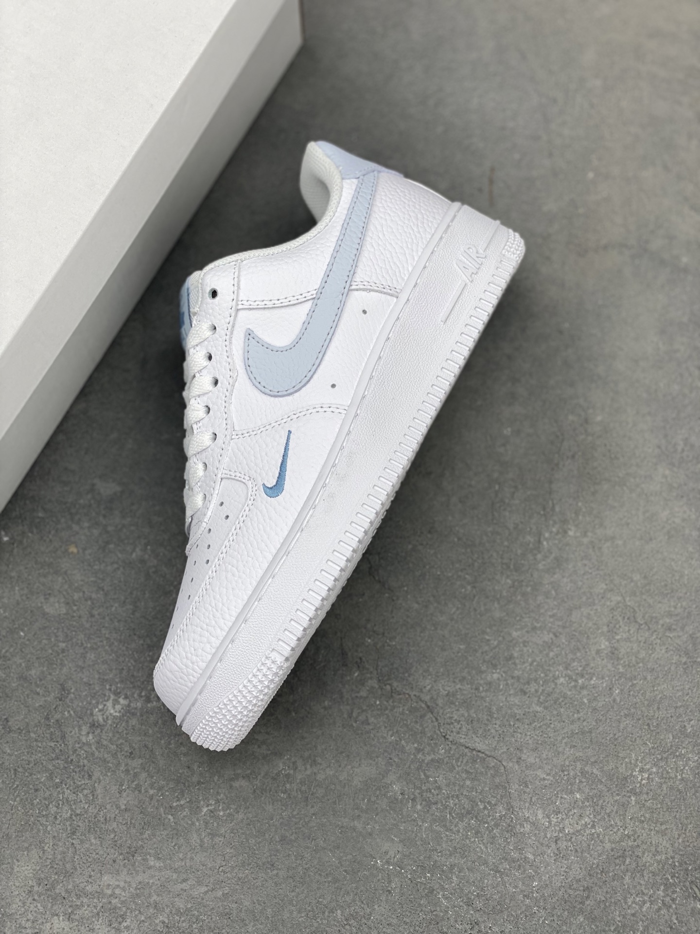 Nike Air Force 1 Low White/Aluminum Casual Sneakers HV2511-100 8 i1743961560272 6580 0 6