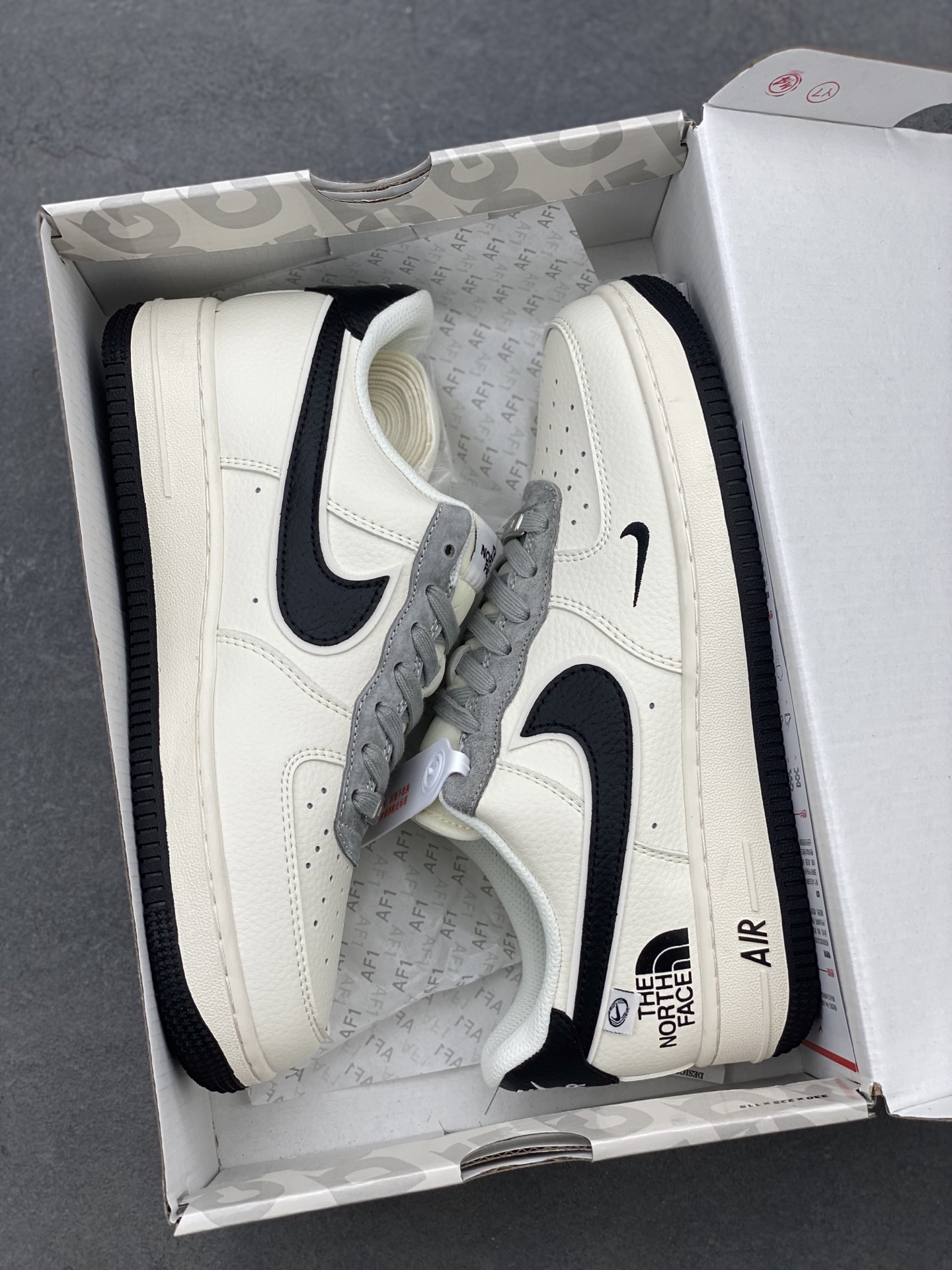 Nike Air Force 1 Low '07 The North Face Limited Edition Sneakers 10 i1744228452090 6919 0 8