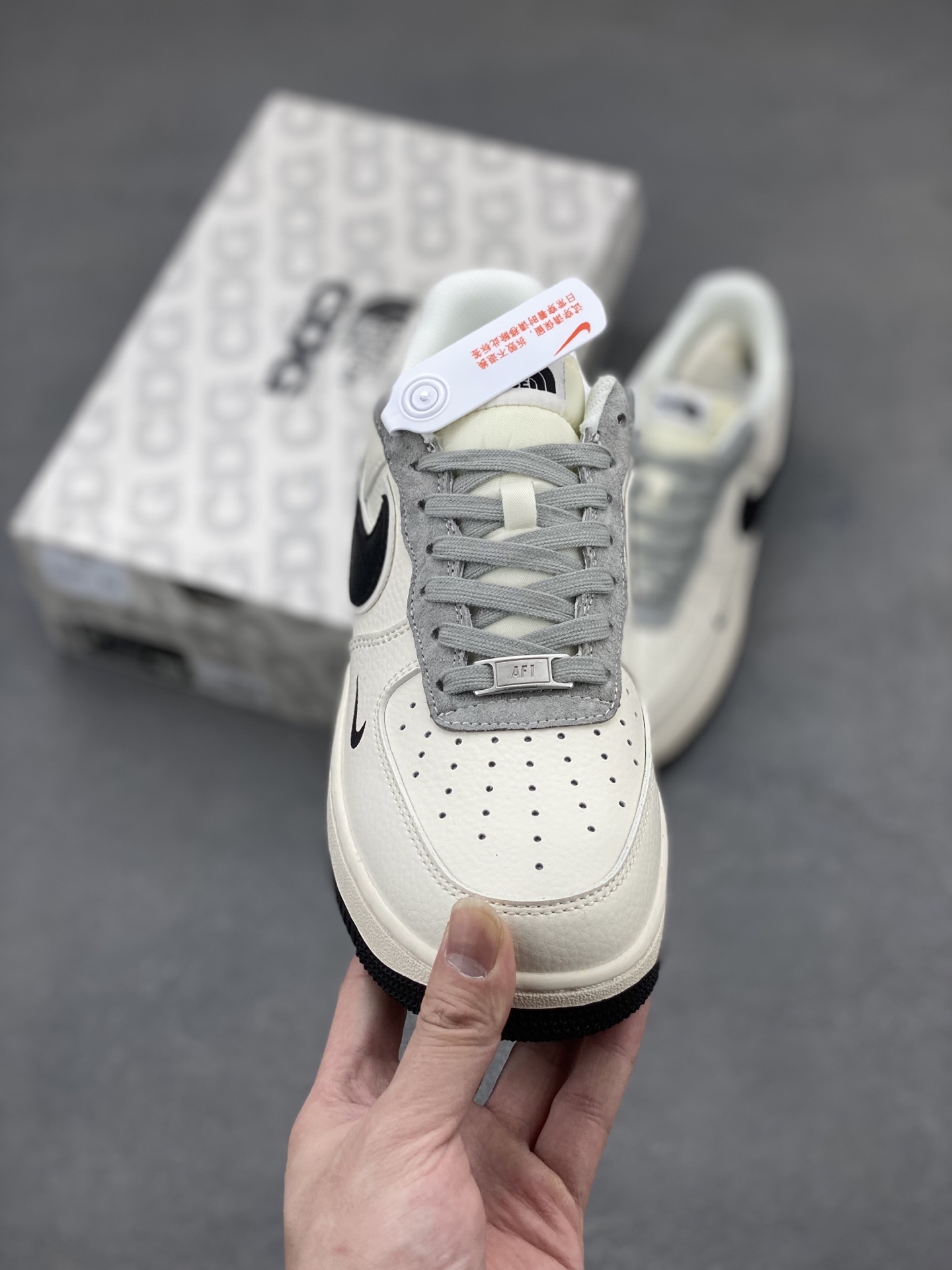 Nike Air Force 1 Low '07 The North Face Limited Edition Sneakers 3 i1744228454075 695 0 1