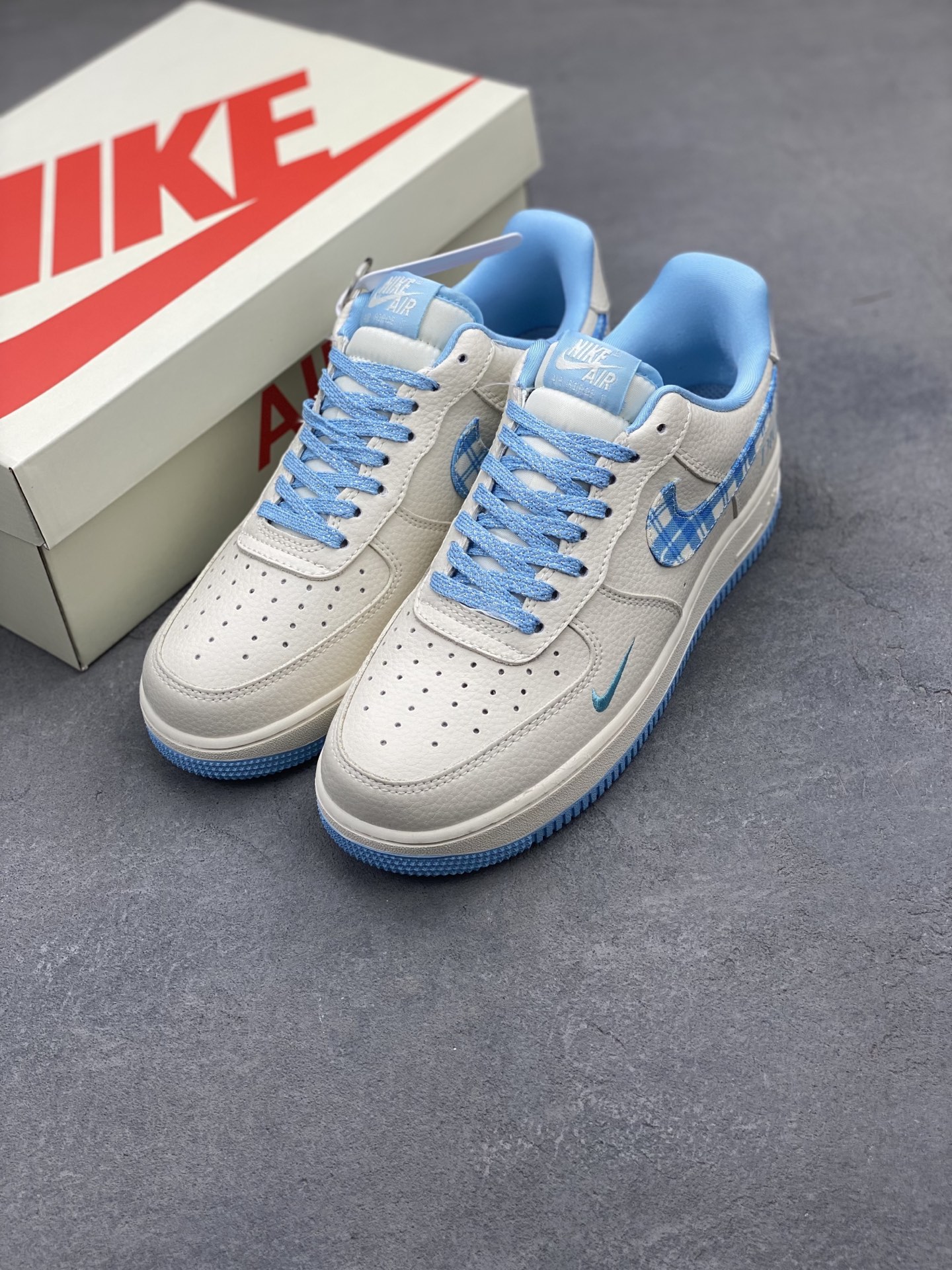 Nike Air Force 1 '07 Low Dior Custom Sneakers Designer Casual Shoes 9 i1744228748291 5659 0 7