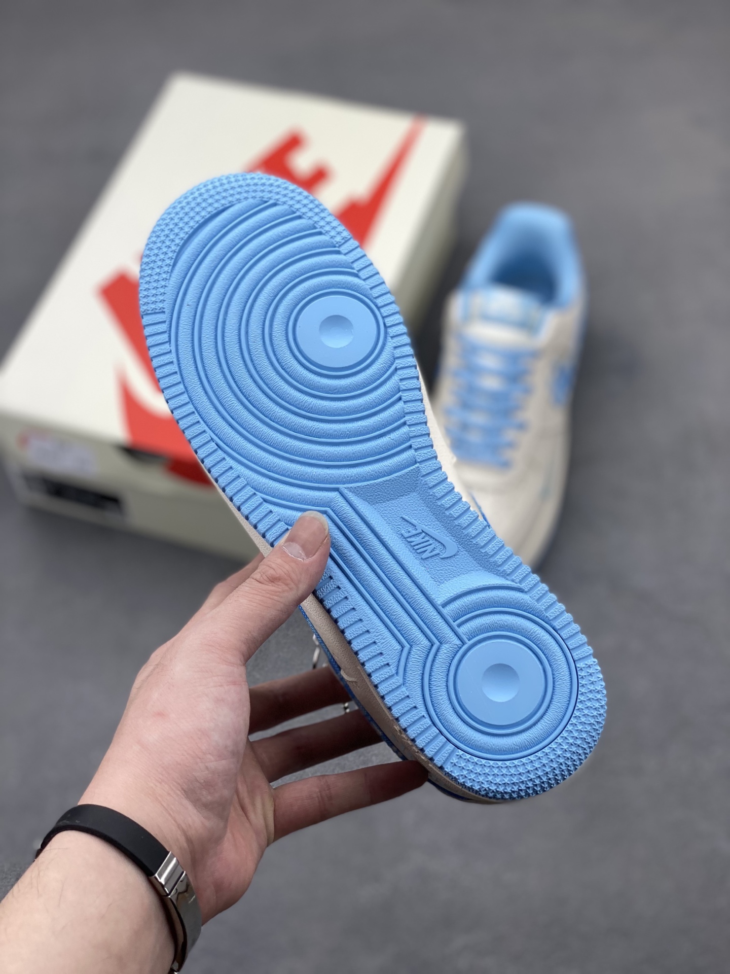 Nike Air Force 1 '07 Low Dior Custom Sneakers Designer Casual Shoes 7 i1744228751236 7719 0 5