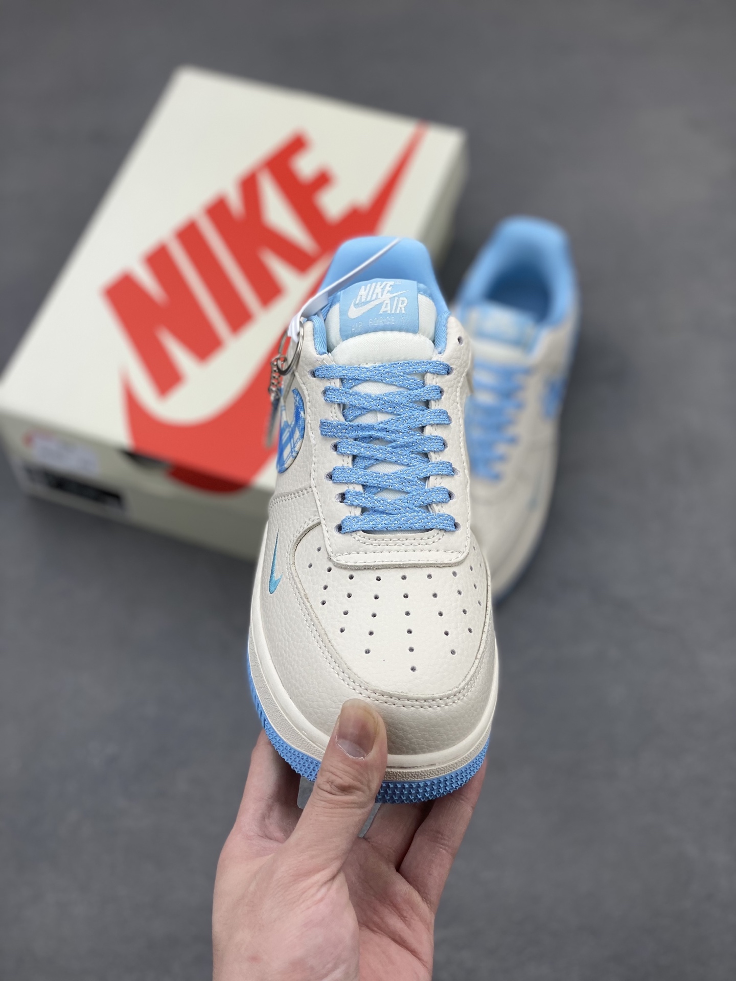 Nike Air Force 1 '07 Low Dior Custom Sneakers Designer Casual Shoes 3 i1744228753029 4583 0 1