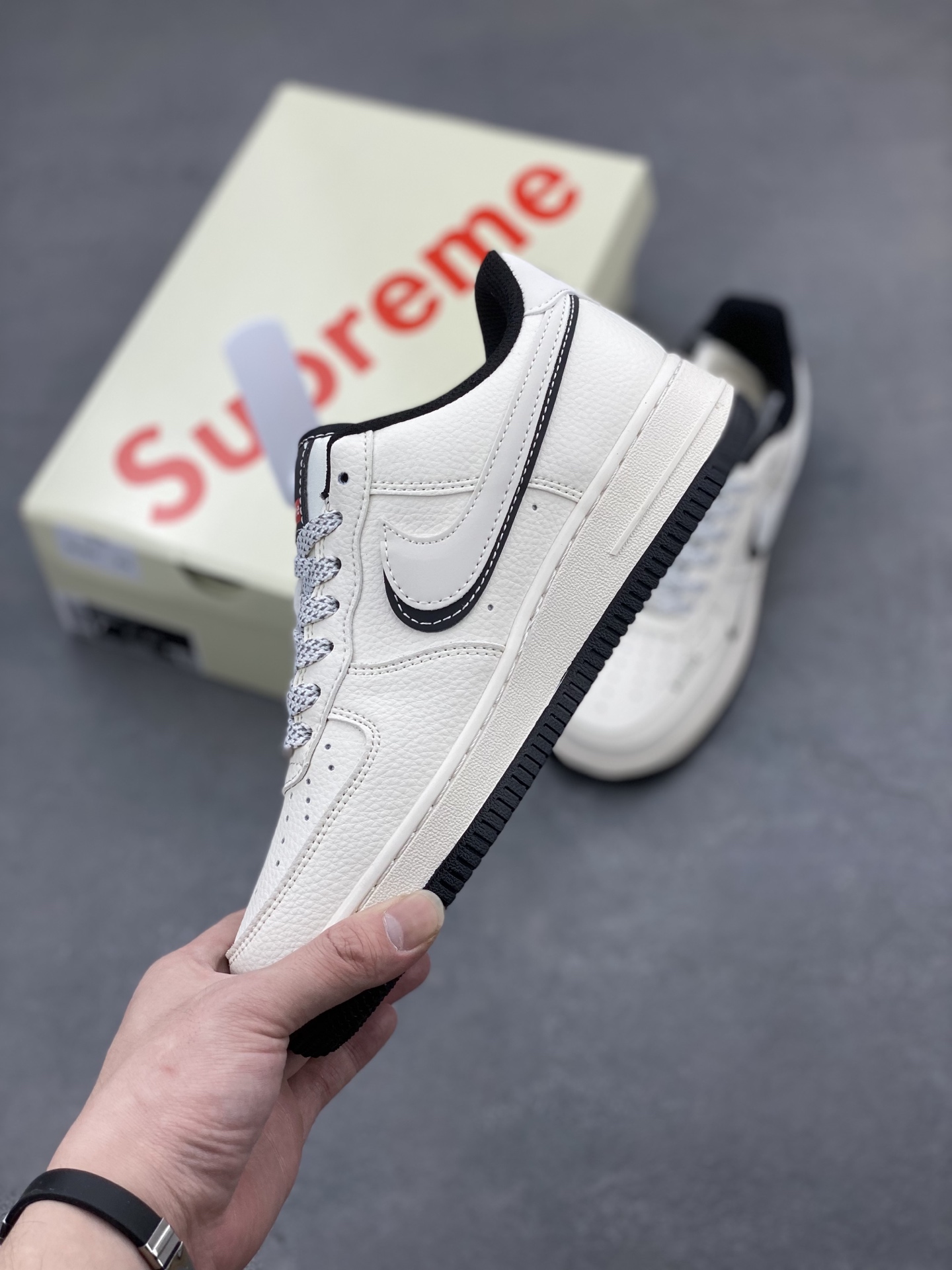 Nike Air Force 1 '07 Low Supreme: Limited Edition Cream Sneakers 4 i1744228793678 6986 0 2