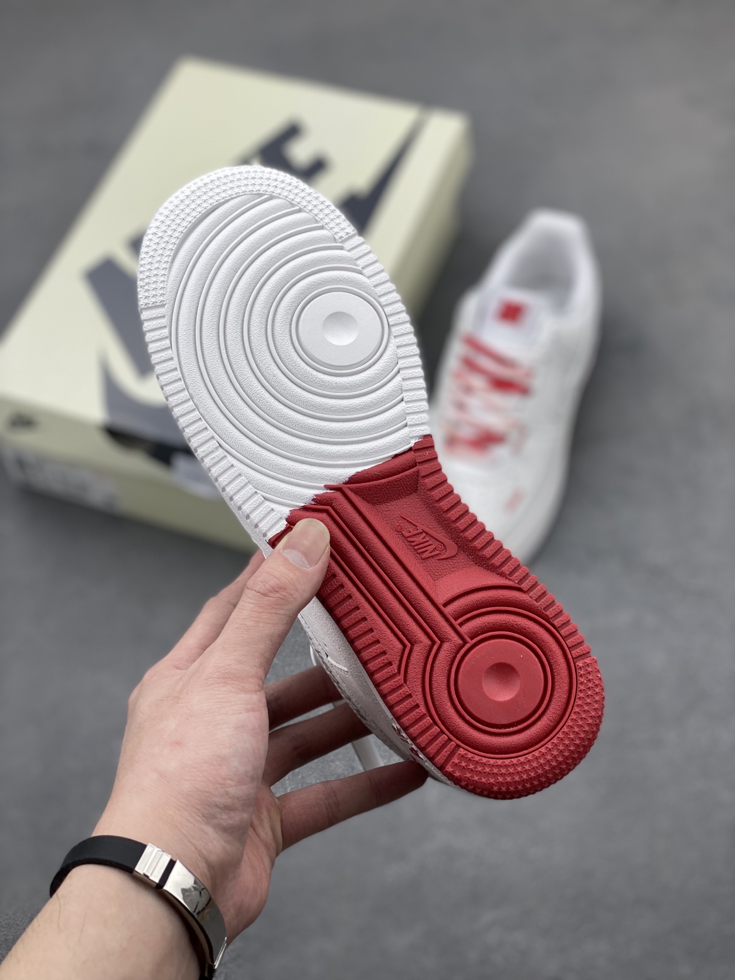 Nike Air Force 1 '07 Low White/Red Limited Edition Sneakers 7 i1744315179777 1464 0 5