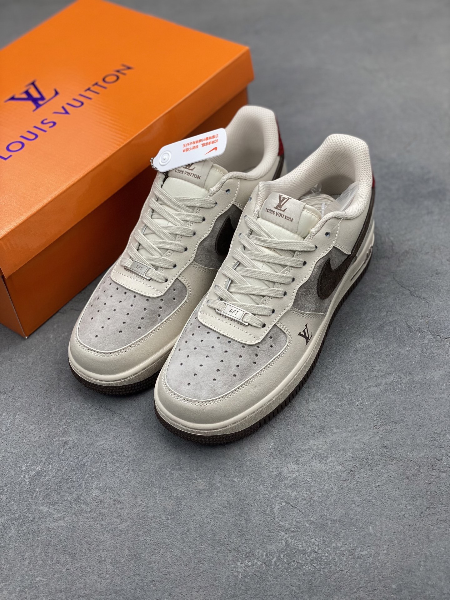 Nike Air Force 1 Low Louis Vuitton Custom Sneakers Limited Edition 9 i1744315316388 9423 0 7