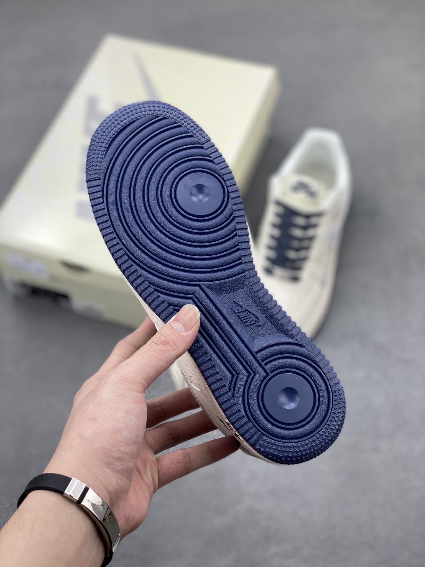 Nike Air Force 1 '07 Low White/Navy Casual Sneakers HH7518-047 7 i1744315395466 2860 0 5