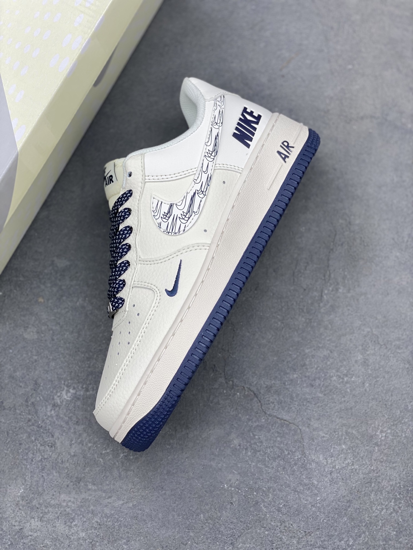 Nike Air Force 1 '07 Low White/Navy Casual Sneakers HH7518-047 8 i1744315395587 3116 0 6