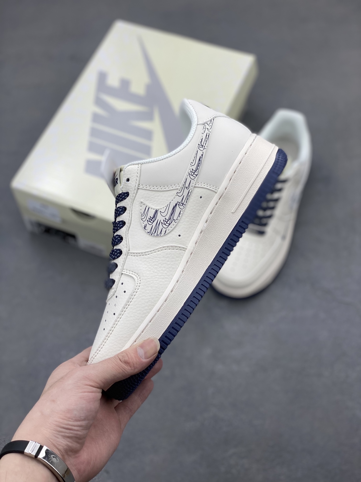 Nike Air Force 1 '07 Low White/Navy Casual Sneakers HH7518-047 4 i1744315395612 8693 0 2