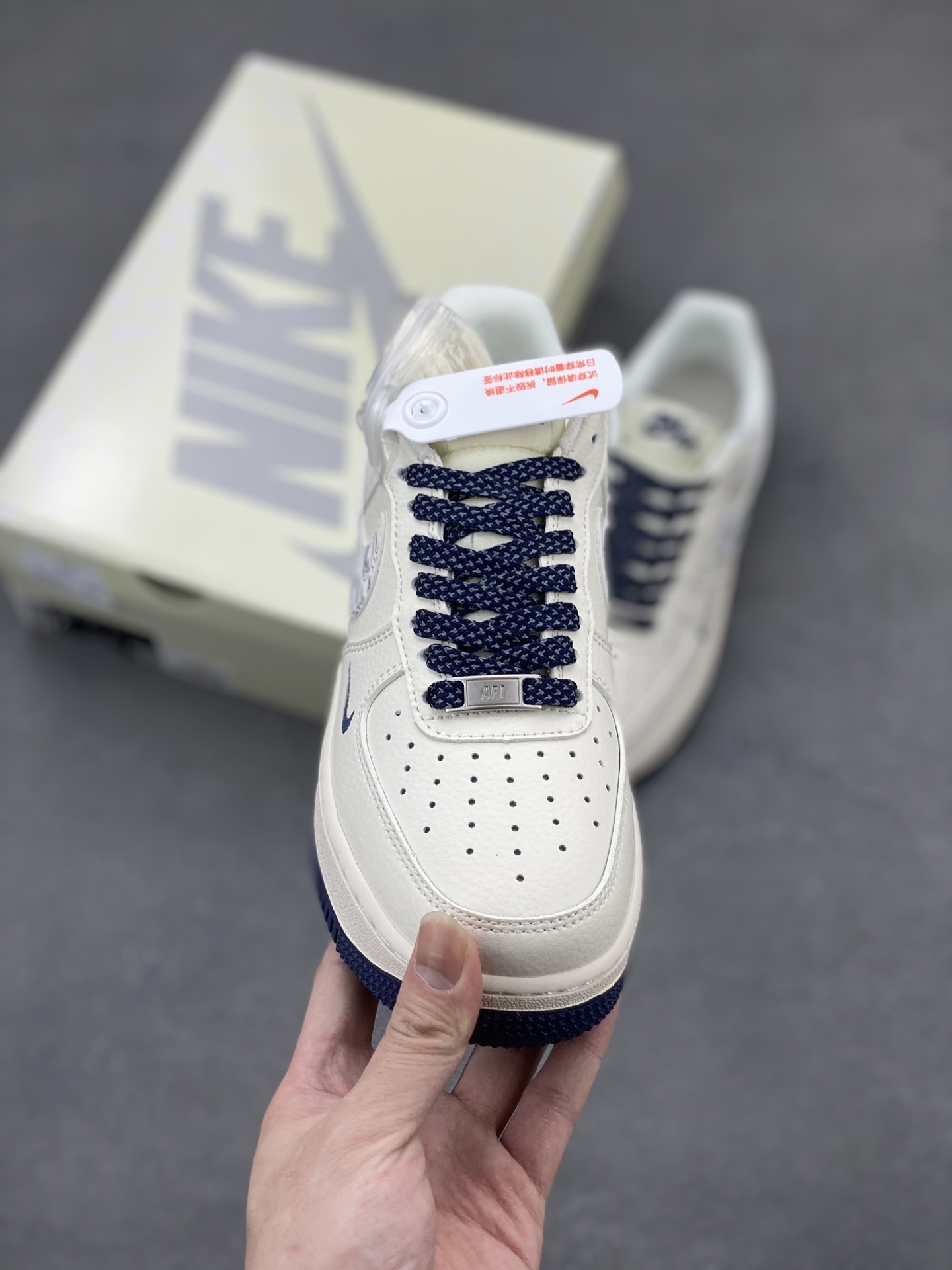 Nike Air Force 1 '07 Low White/Navy Casual Sneakers HH7518-047 3 i1744315395620 9325 0 1