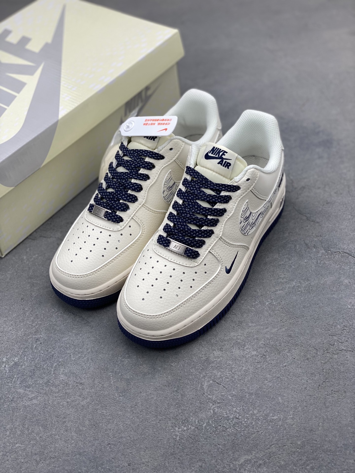 Nike Air Force 1 '07 Low White/Navy Casual Sneakers HH7518-047 9 i1744315399402 1861 0 7