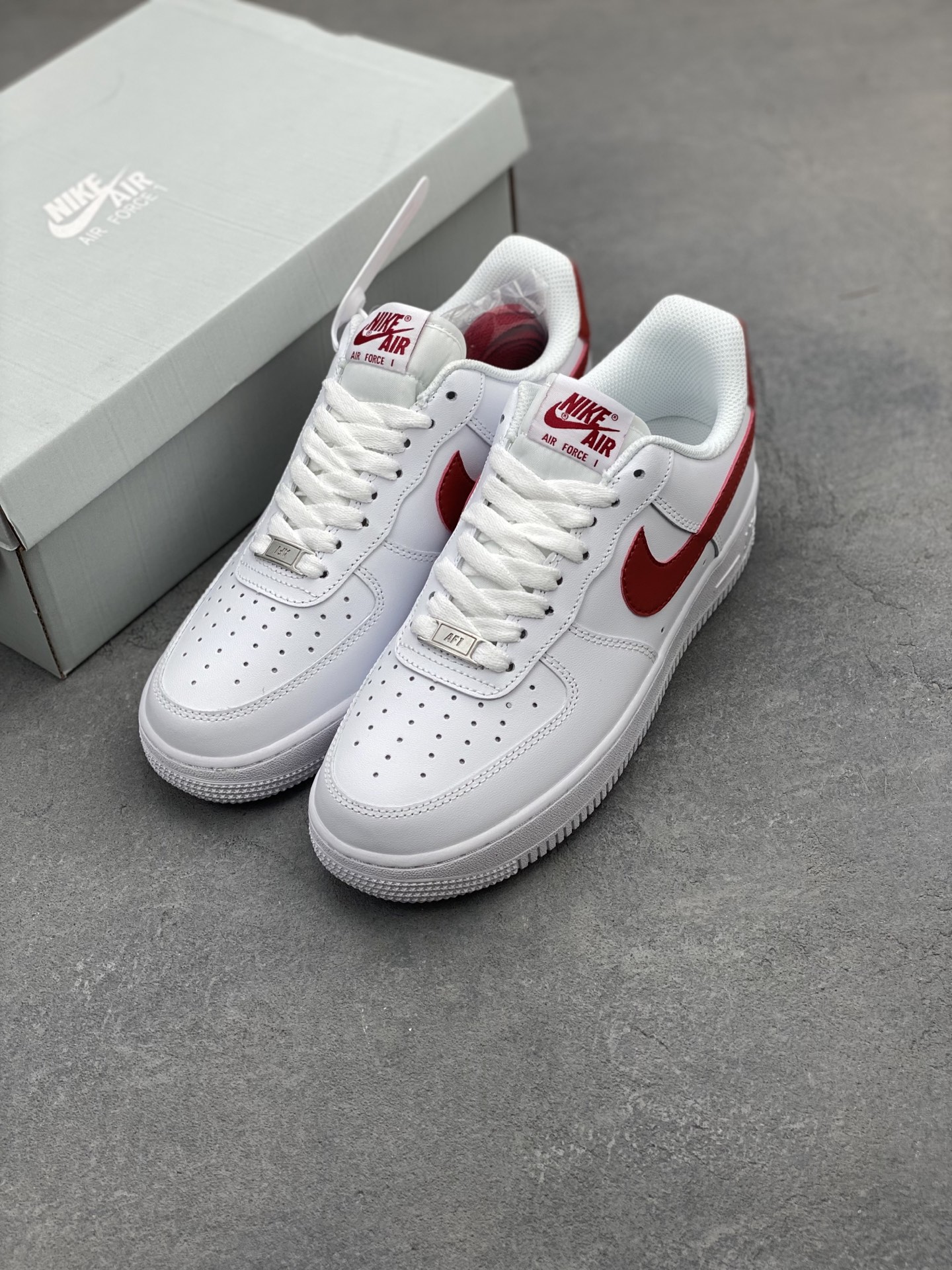 Nike Air Force 1 Low White Red Casual Sneakers DX5883-102 9 i1744315596320 9333 0 7