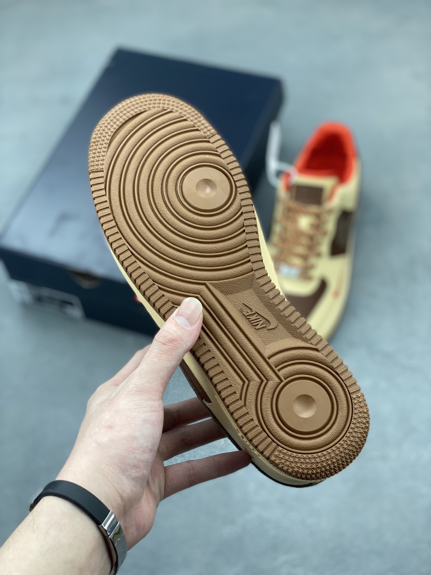 Nike Air Force 1 '07 Low-Top Sneakers - Versatile Style & Comfort 7 i1744399298391 6053 0 5