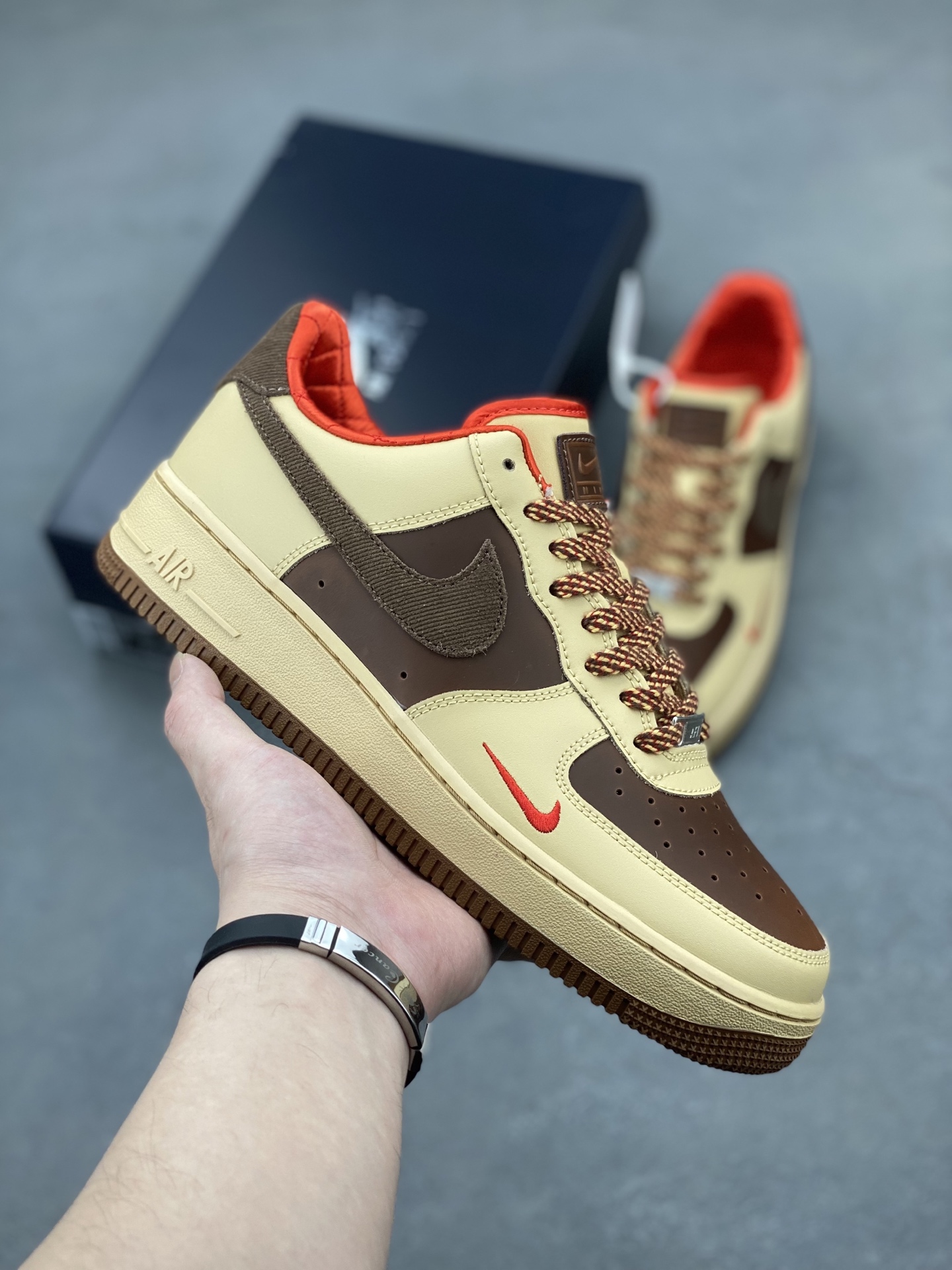 Nike Air Force 1 '07 Low-Top Sneakers - Versatile Style & Comfort 2 i1744399298420 3797 0 0