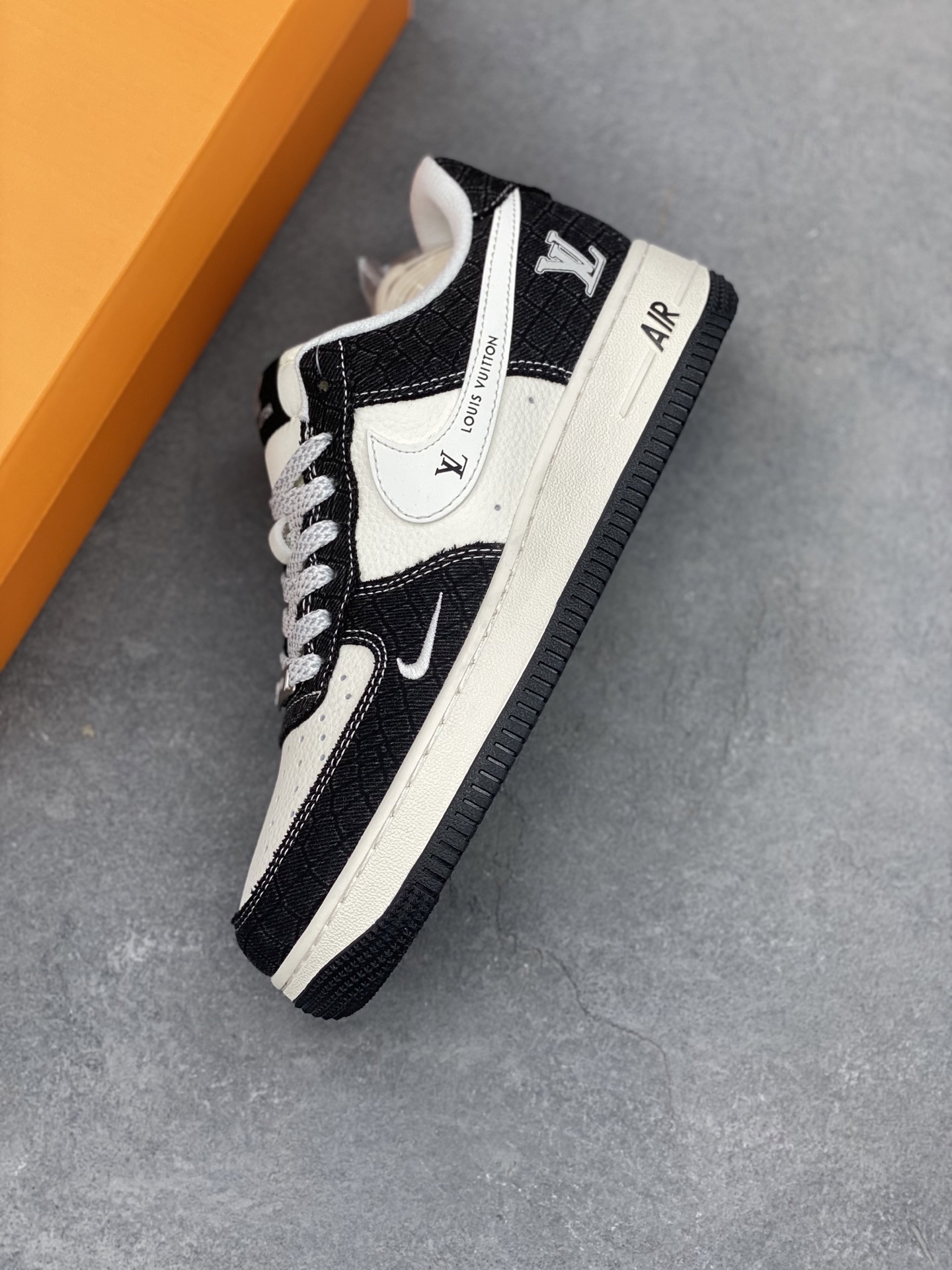Nike Air Force 1 '07 Low Louis Vuitton Collab Black Denim Sneakers 8 i1744399363009 9336 0 6