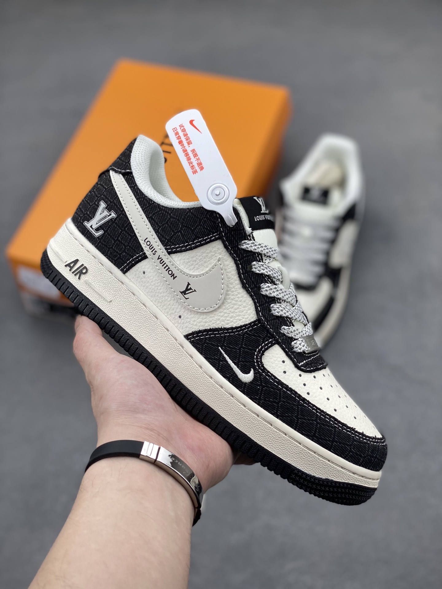 Nike Air Force 1 '07 Low Louis Vuitton Collab Black Denim Sneakers 2 i1744399366445 5011 0 0
