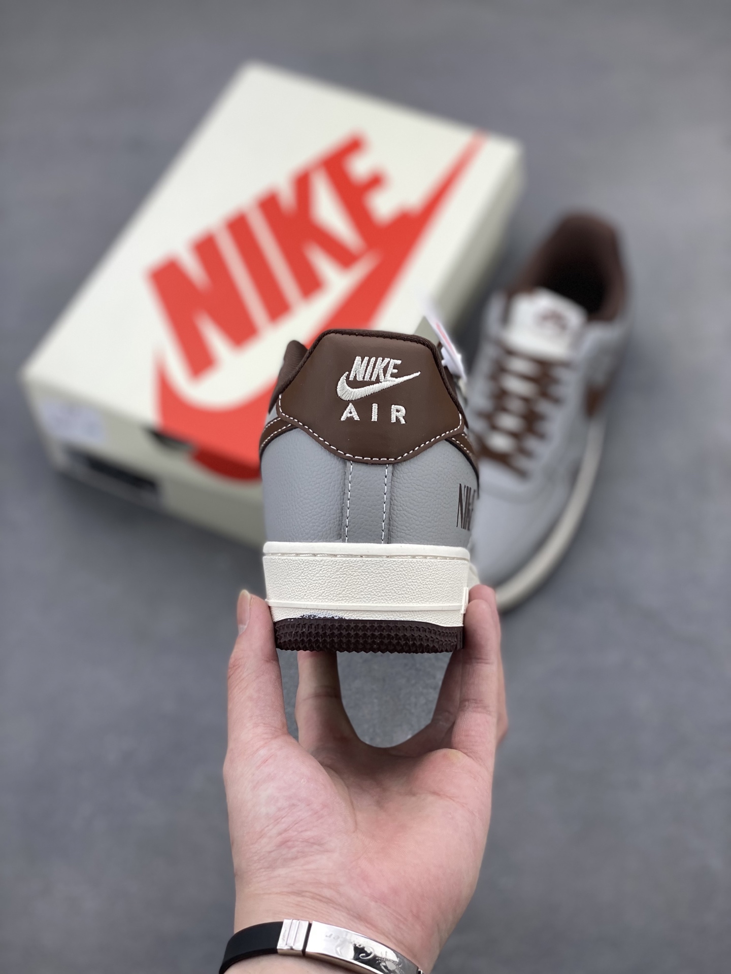 Nike Air Force 1 '07 Low Gray Brown "Nike" Sneakers 5 i1744399411084 2754 0 3