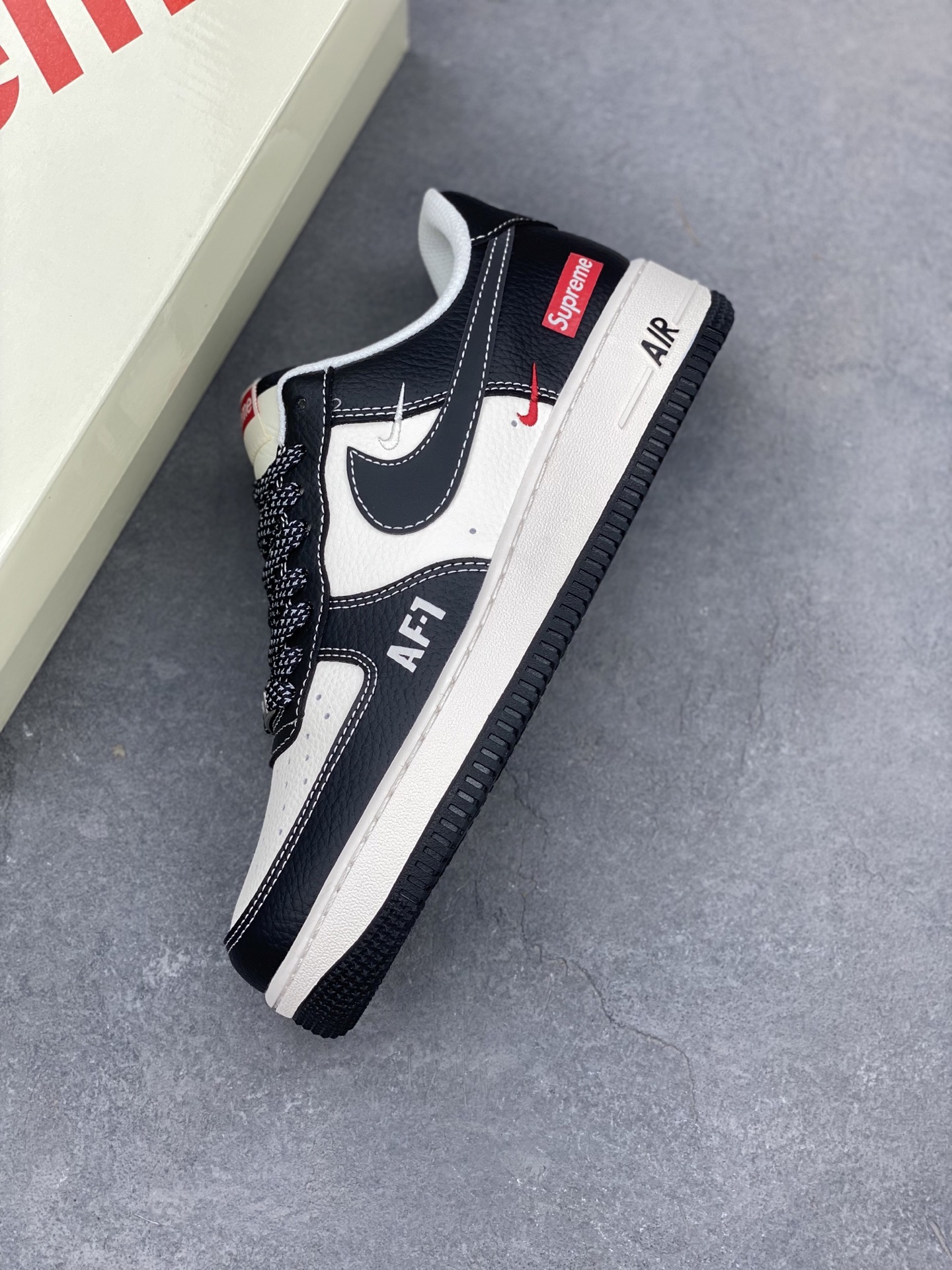 Nike Air Force 1 '07 Low Sneakers - Limited Edition, Company Grade 8 i1744490140675 5133 0 6