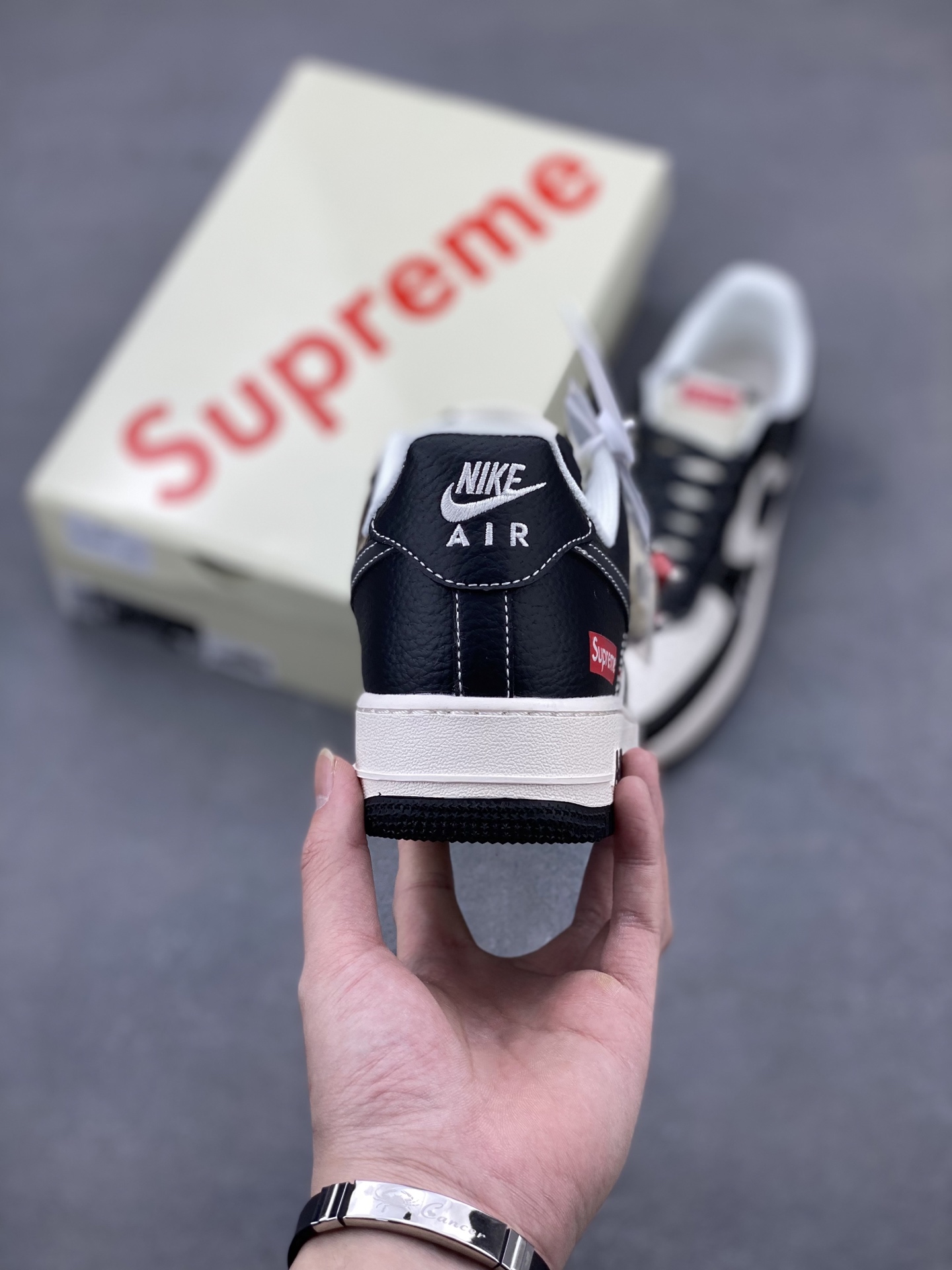Nike Air Force 1 '07 Low Sneakers - Limited Edition, Company Grade 5 i1744490140784 3536 0 3