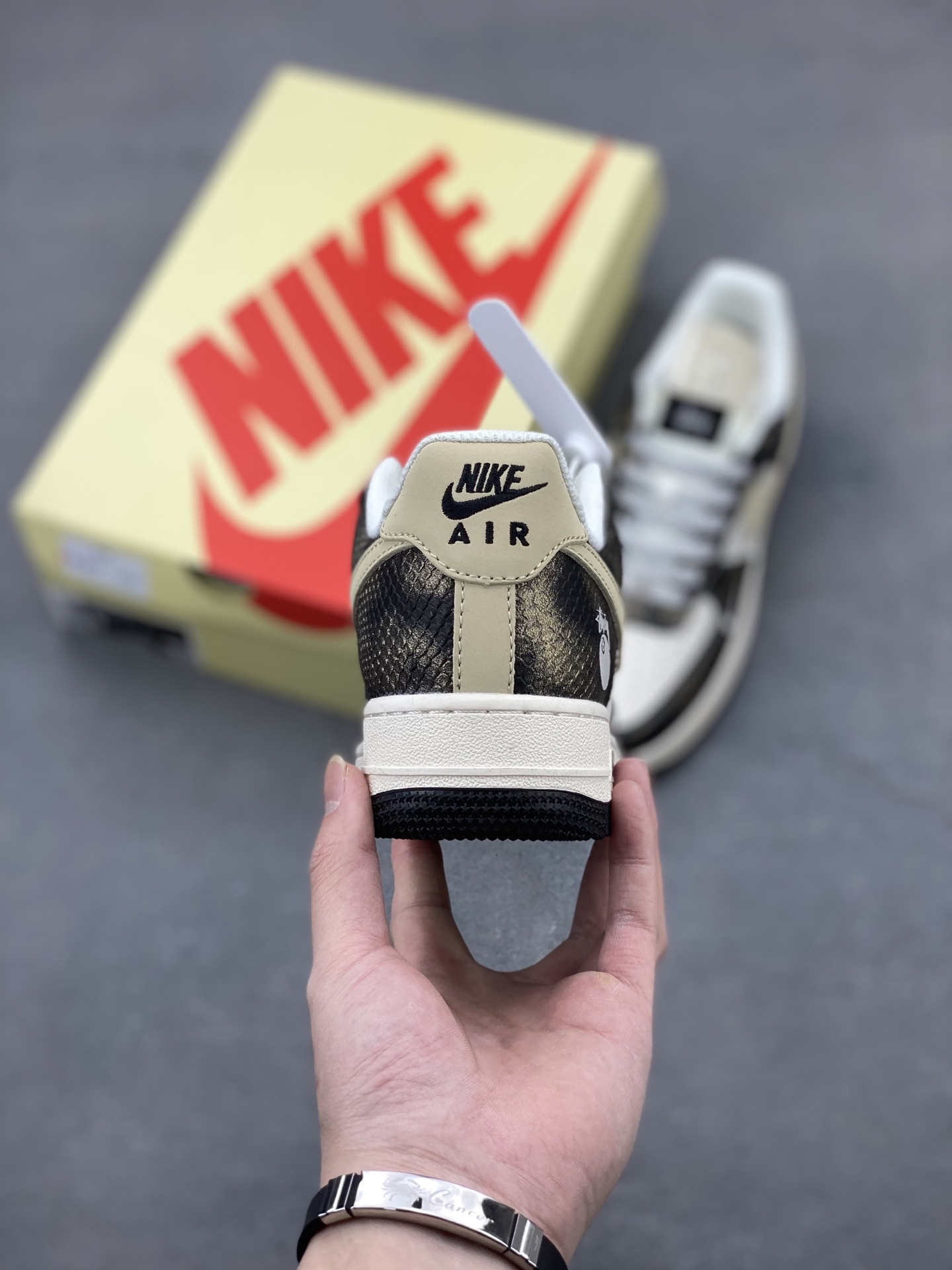 Nike Air Force 1 '07 Low Stussy Fossil Stone Sneakers XS1958-556 5 i1744490308562 5659 0 3