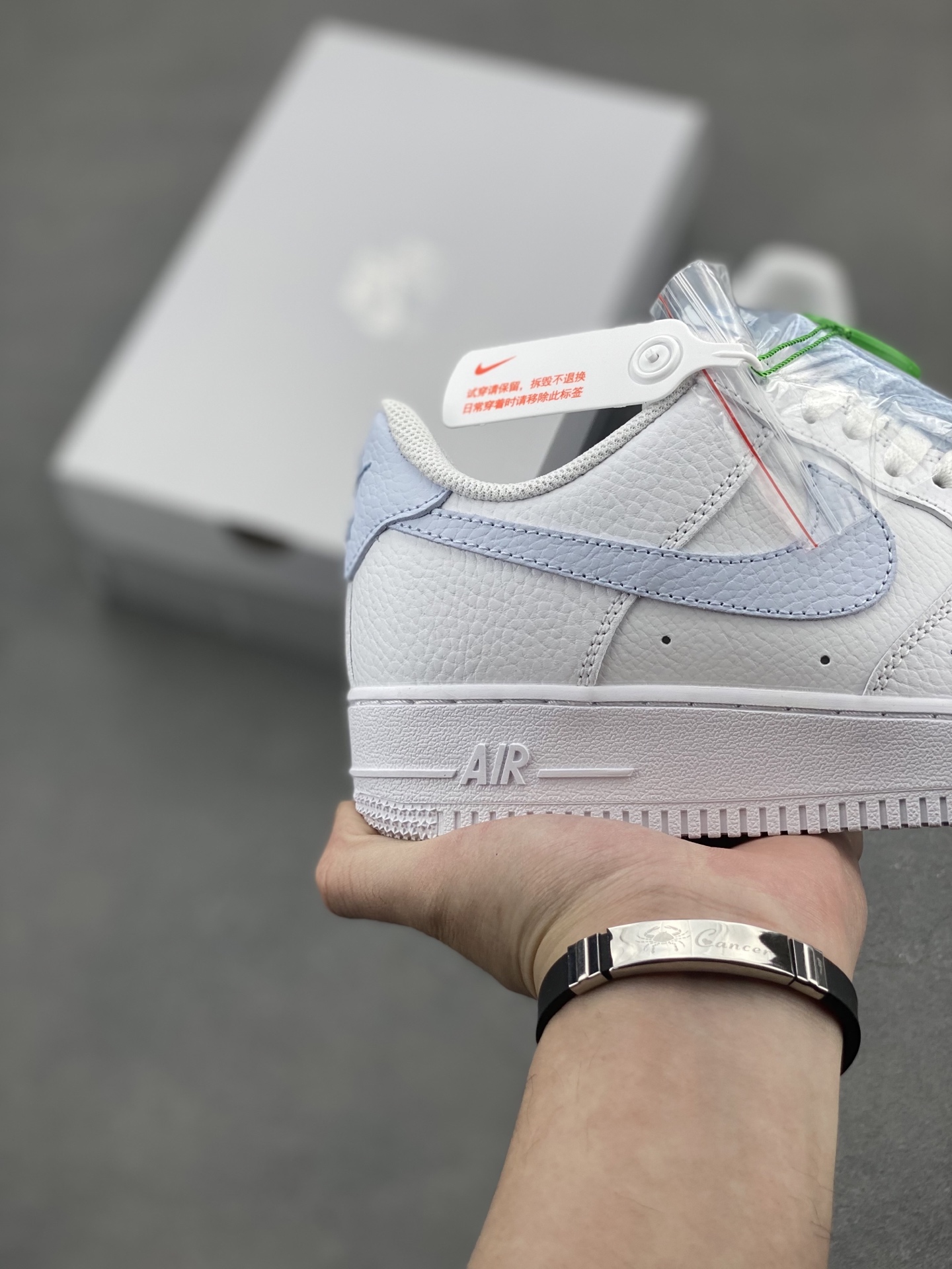 Nike Air Force 1 Low White Blue Stitching HV2511-100 Leather Sneakers 6 i1744654228976 7105 0 4
