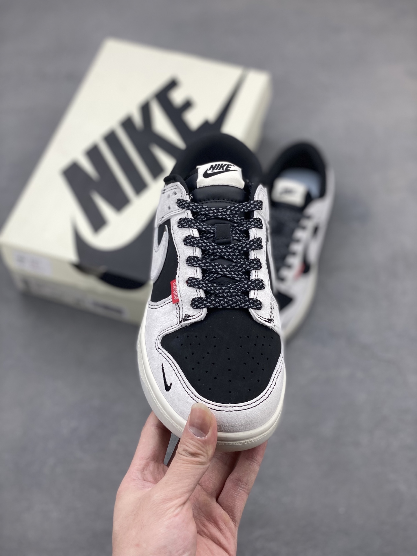 Nike SB Dunk Low Anniversary Custom Sneakers - Premium Comfort & Style 3 i1744655047446 3338 0 1