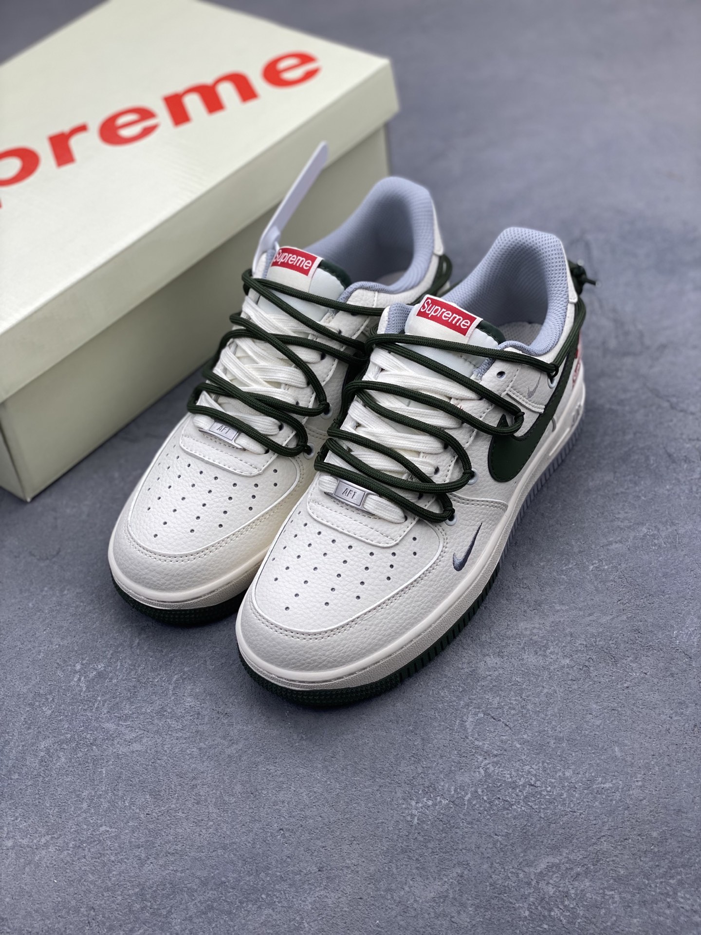 Nike Air Force 1 '07 Low Supreme - Premium Comfort and Style 9 i1744745921887 3292 0 7