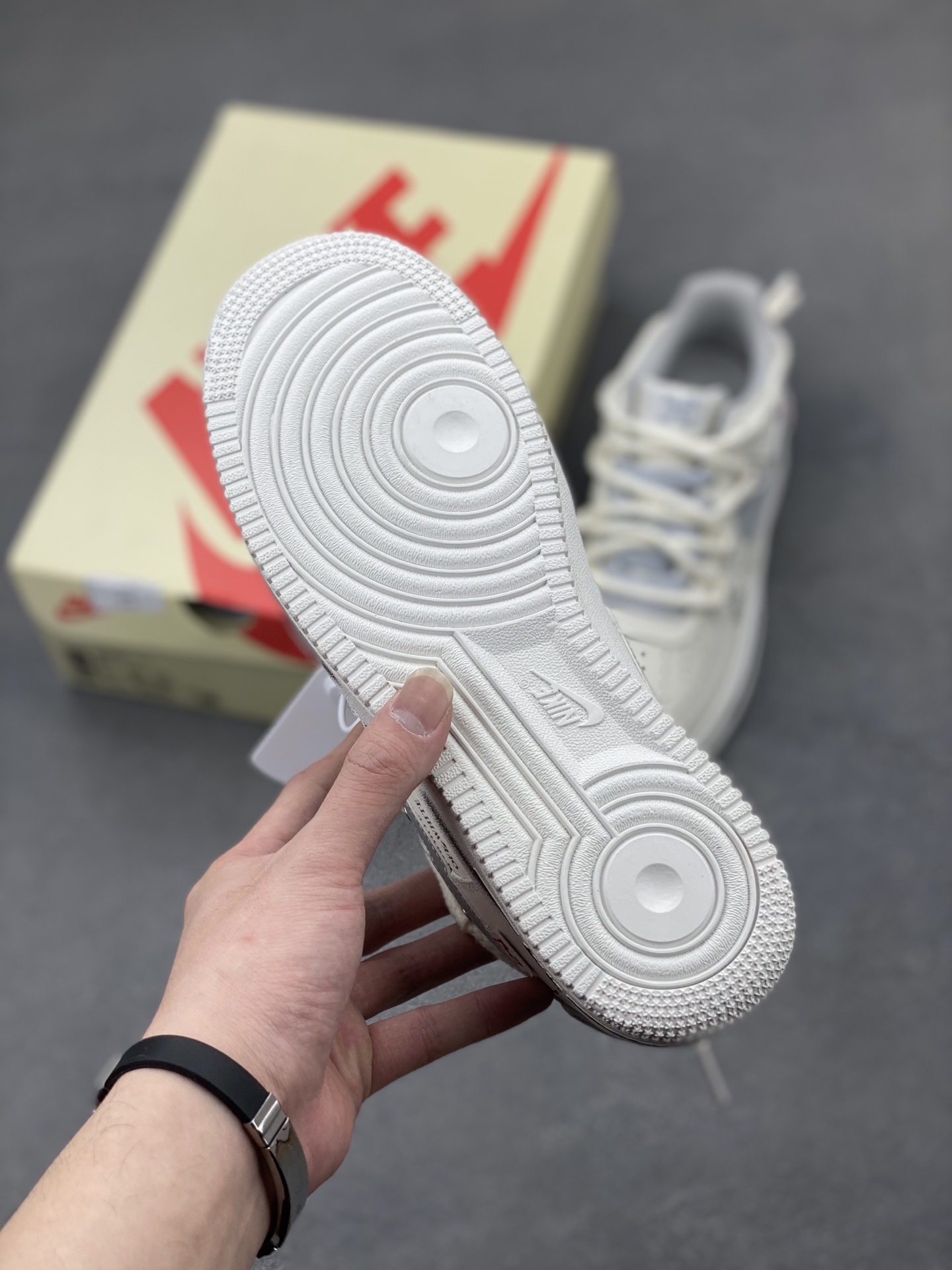 Nike Air Force 1 '07 Low Sneakers - Limited Edition, Company Grade 7 i1744746075628 627 0 5