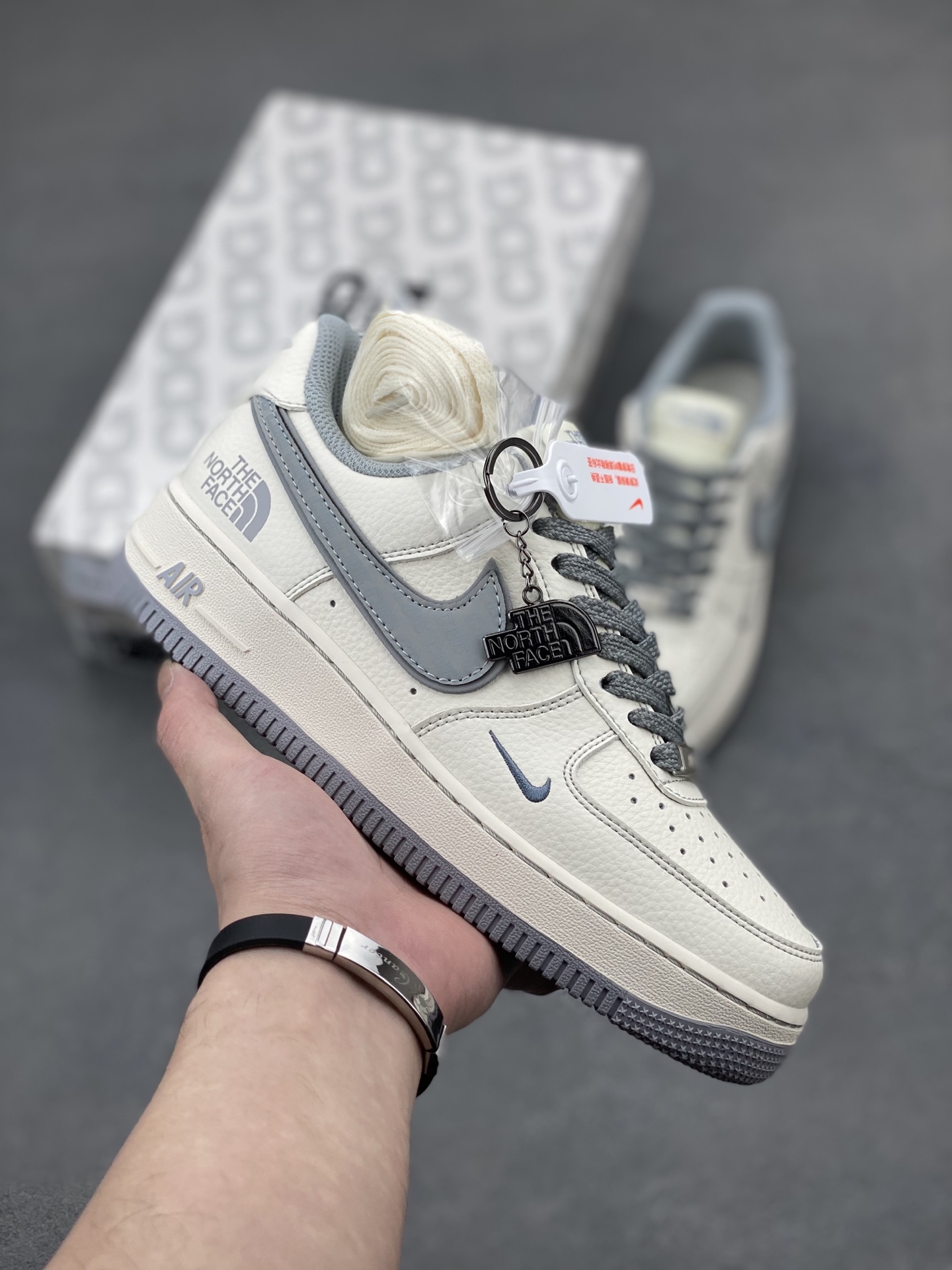 Nike Air Force 1 '07 Low The North Face Limited Edition Sneakers 2 i1744746174315 9641 0 0