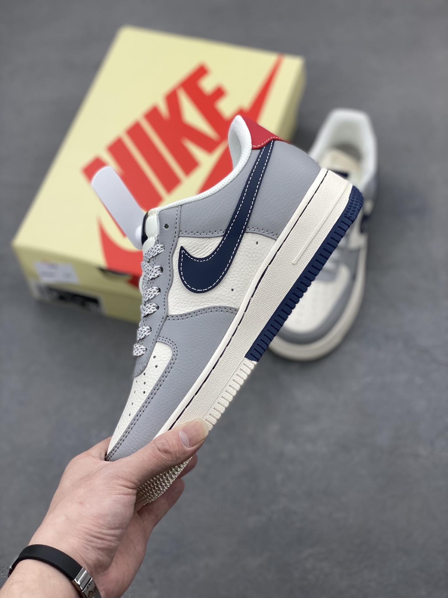 Nike Air Force 1 '07 Low Stüssy Shoes Limited Edition Sneakers 4 i1744746235923 8023 0 2