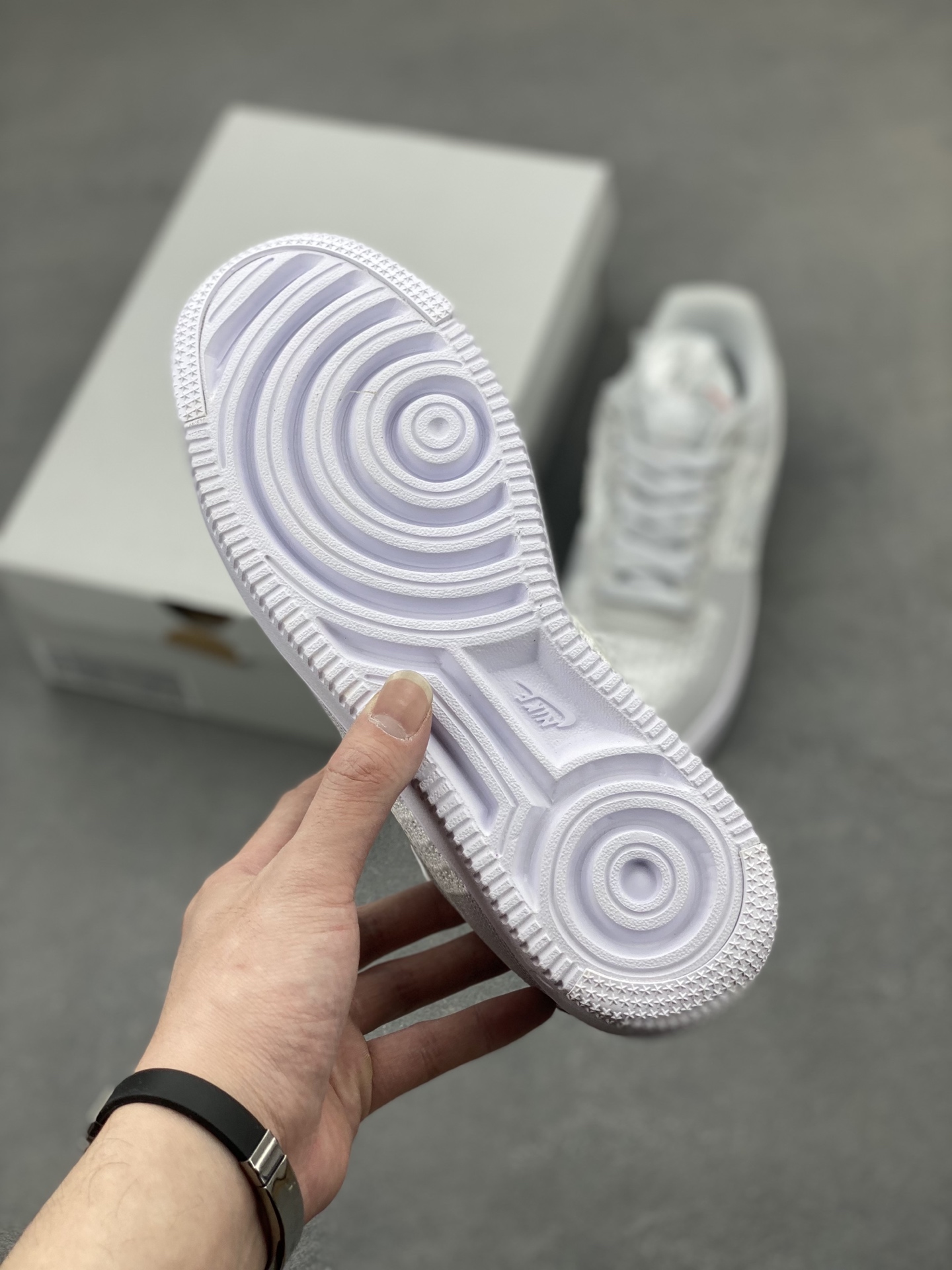 Nike Air Force 1 '07 Low Grey/White Casual Shoes - Limited Edition 7 i1744746349597 2378 0 5