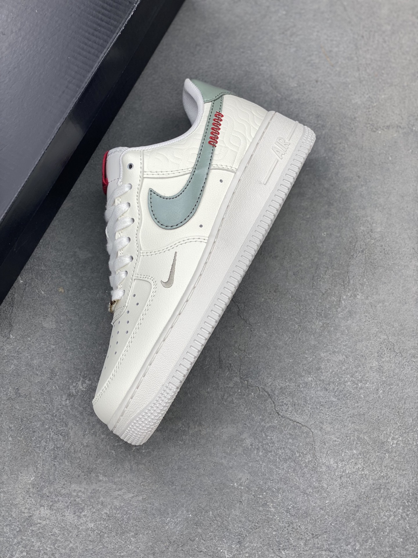 Nike Air Force 1 Low 'Year of The Snake' Pure Version, Limited Edition 8 i1744746645001 7582 0 6