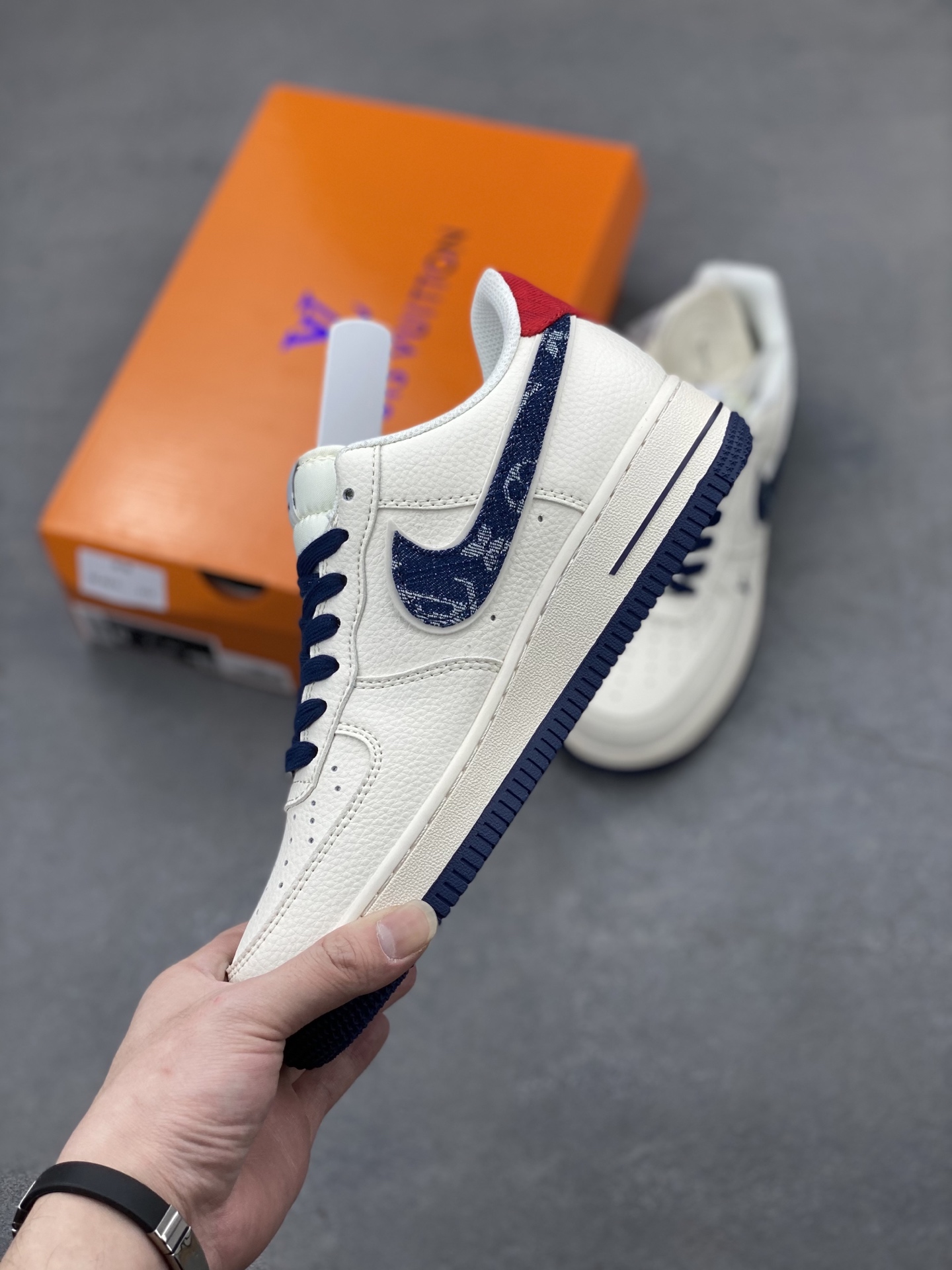 Nike Air Force 1 '07 Low Louis Vuitton Custom Sneakers 4 i1744824228500 2770 0 2