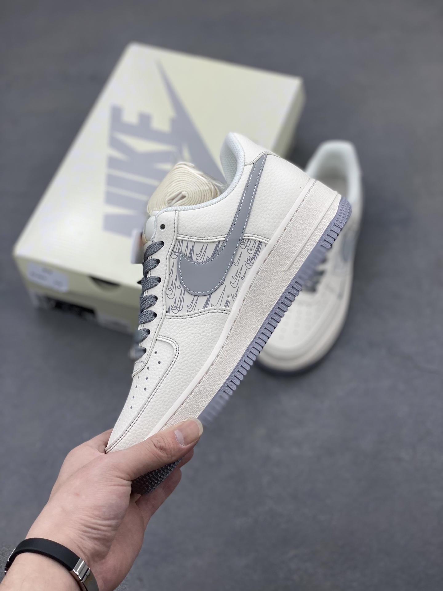 Nike Air Force 1 '07 Low Sneakers - Limited Edition, Comfortable and Stylish 4 i1744824298539 6181 0 2