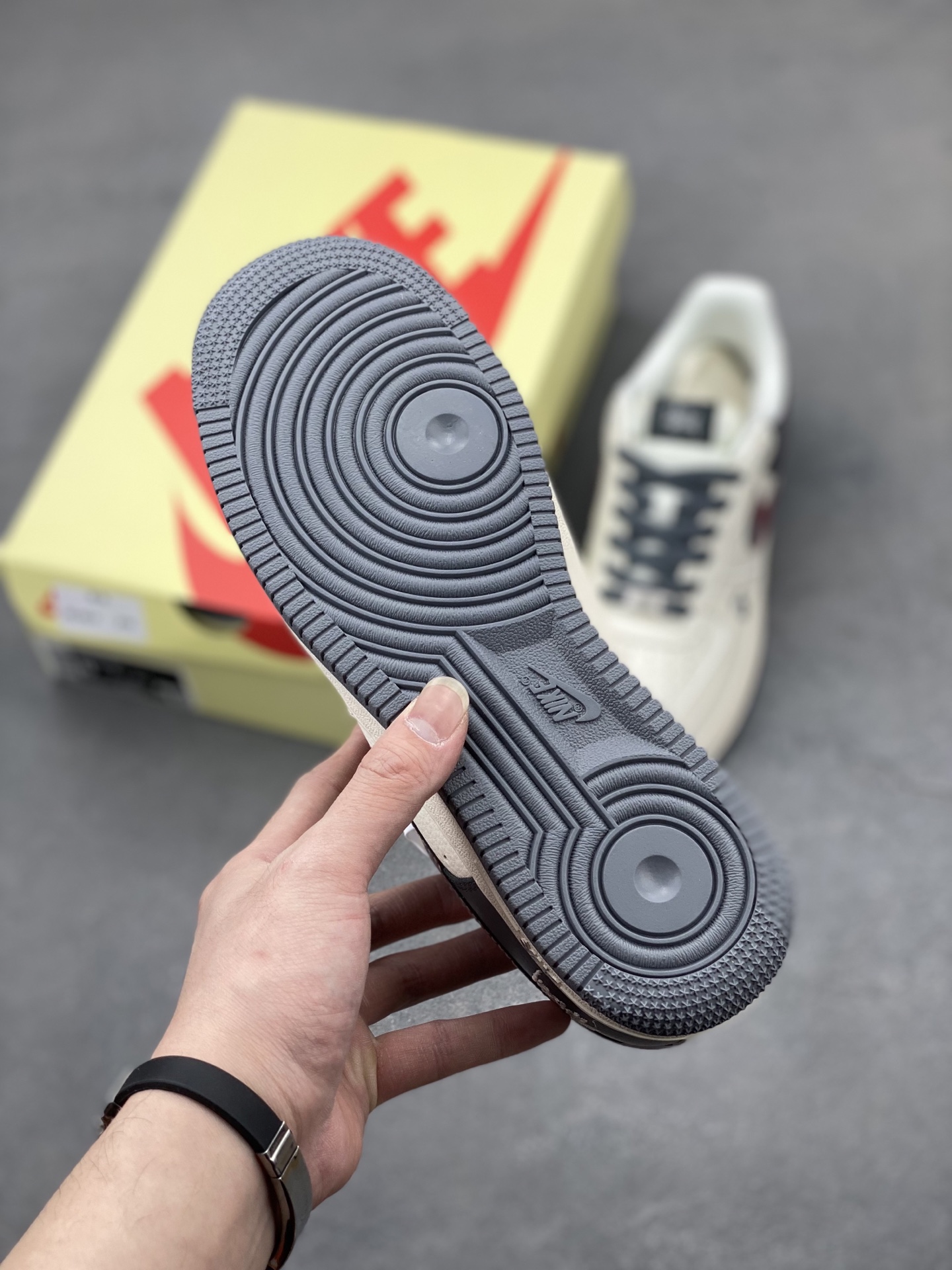 Nike Air Force 1 '07 Low Stussy Fossil Sneakers, Limited Edition 7 i1744824846322 8569 0 5