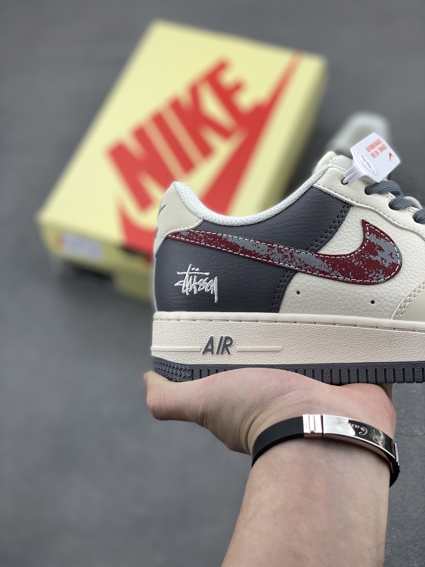 Nike Air Force 1 '07 Low Stussy Fossil Sneakers, Limited Edition 6 i1744824856122 4602 0 4