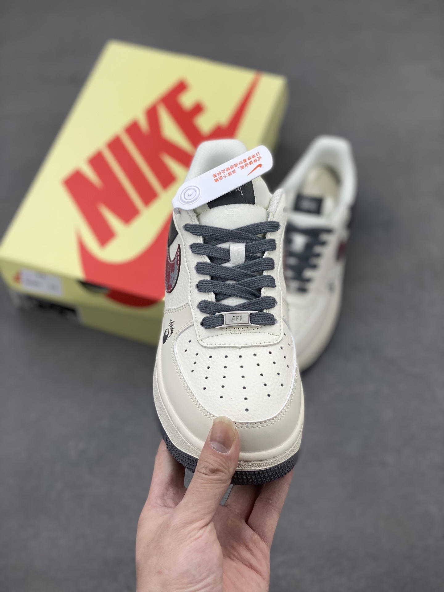 Nike Air Force 1 '07 Low Stussy Fossil Sneakers, Limited Edition 3 i1744824857657 3588 0 1