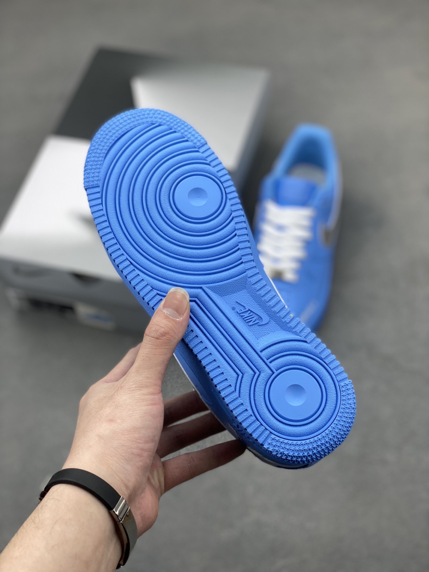 Nike Air Force 1 '07 Low Blue Uphill Sneakers Limited Edition 7 i1744824998550 7003 0 5