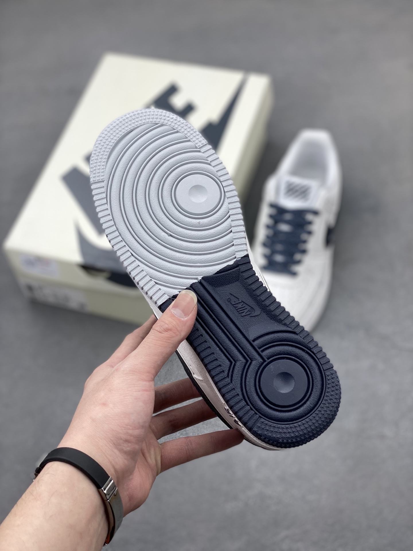 Nike Air Force 1 '07 Low White/Navy Casual Sneakers DQ6628-158 7 i1744825136286 8440 0 5