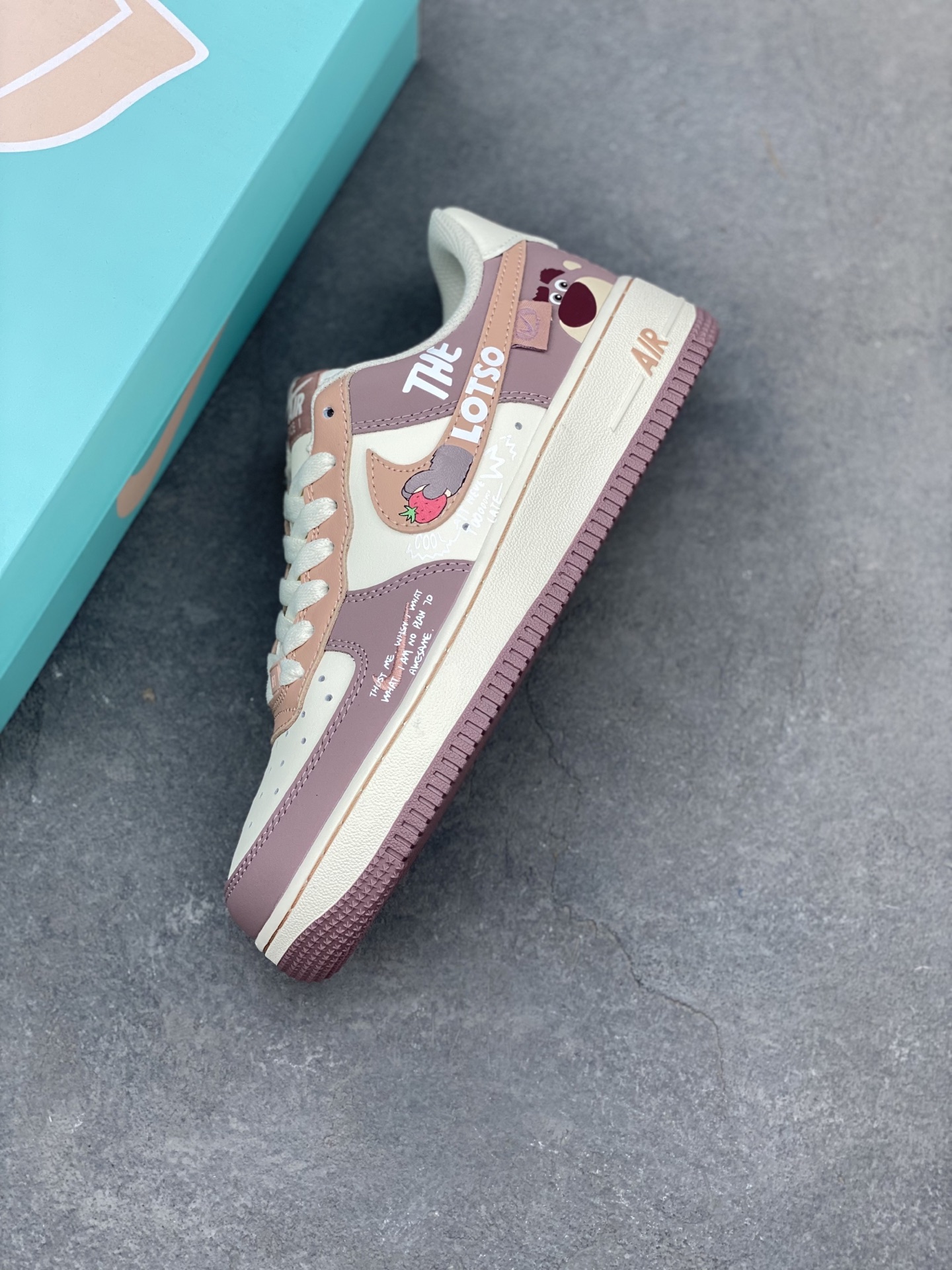 Nike Air Force 1 '07 Low 'Lotso' Custom Casual Sneakers 8 i1744825192646 2096 0 6