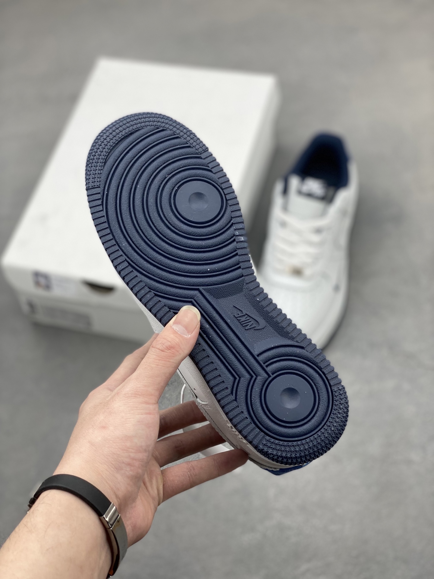 Nike Air Force 1 Low White Midnight Navy Men's Sneakers HM9483-001 7 i1744825389351 4254 0 5