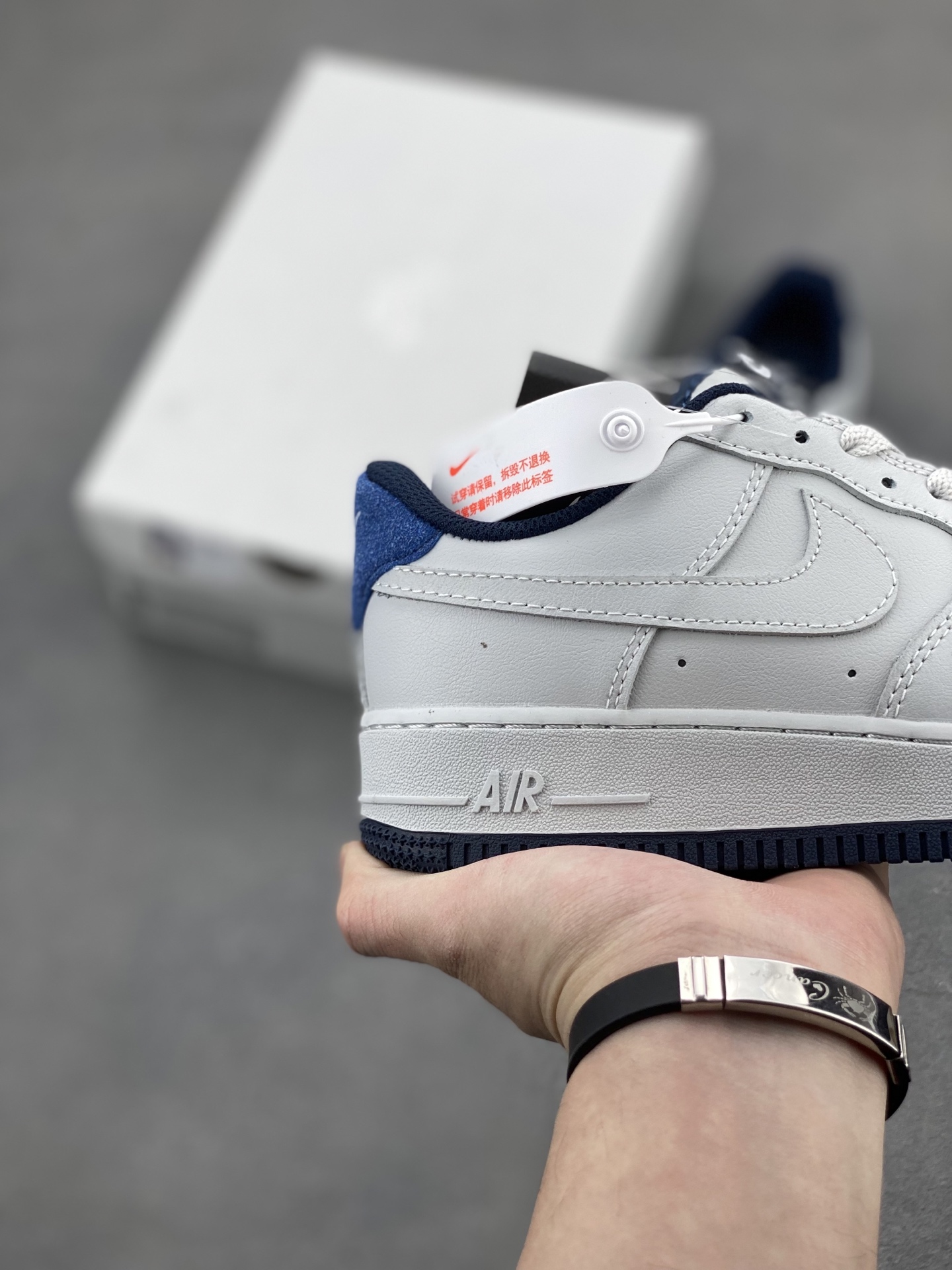 Nike Air Force 1 Low White Midnight Navy Men's Sneakers HM9483-001 6 i1744825392152 137 0 4