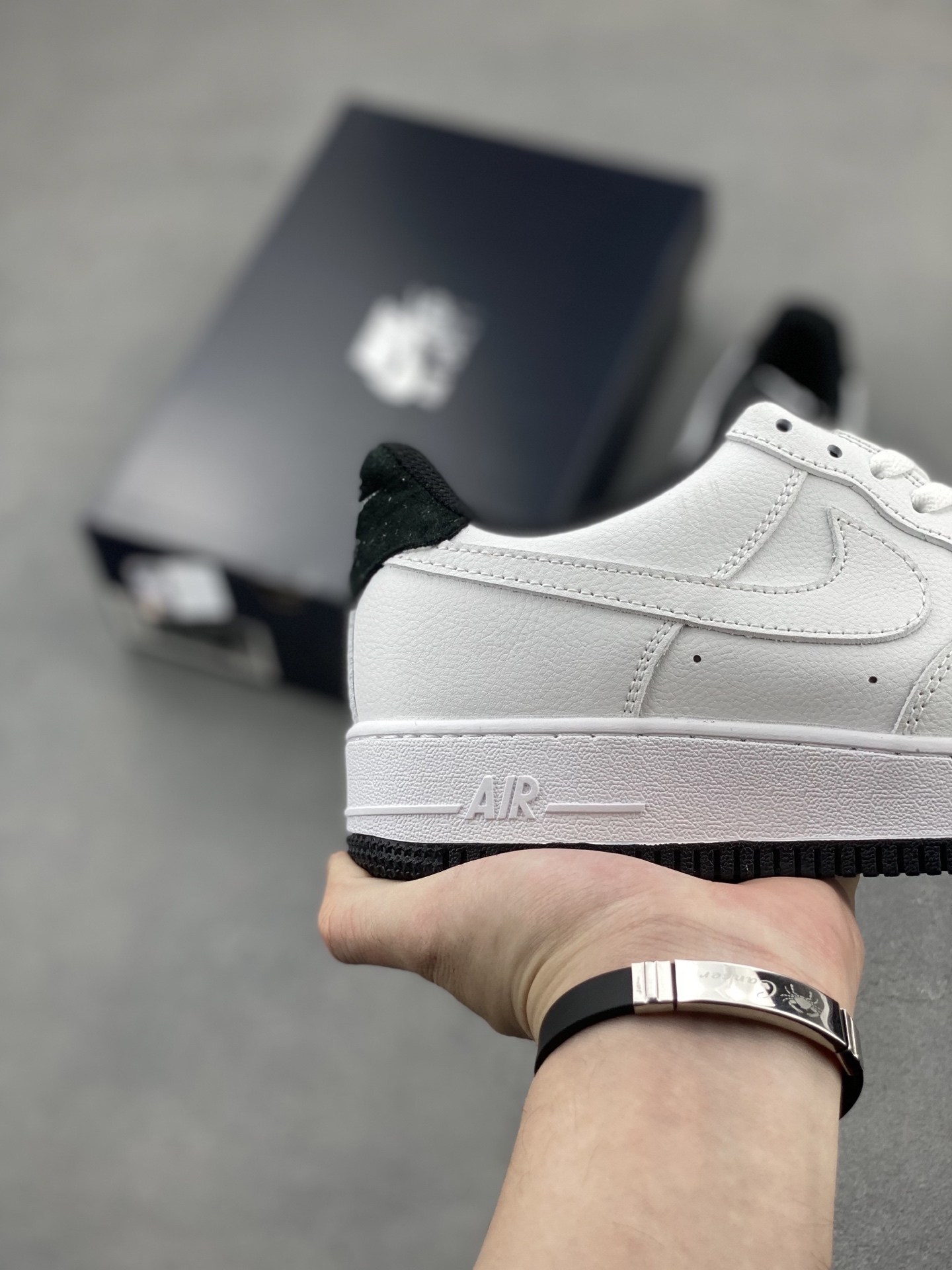Nike Air Force 1 Low Retro White Black Shoes HM9483-101 6 i1745002317191 732 0 4