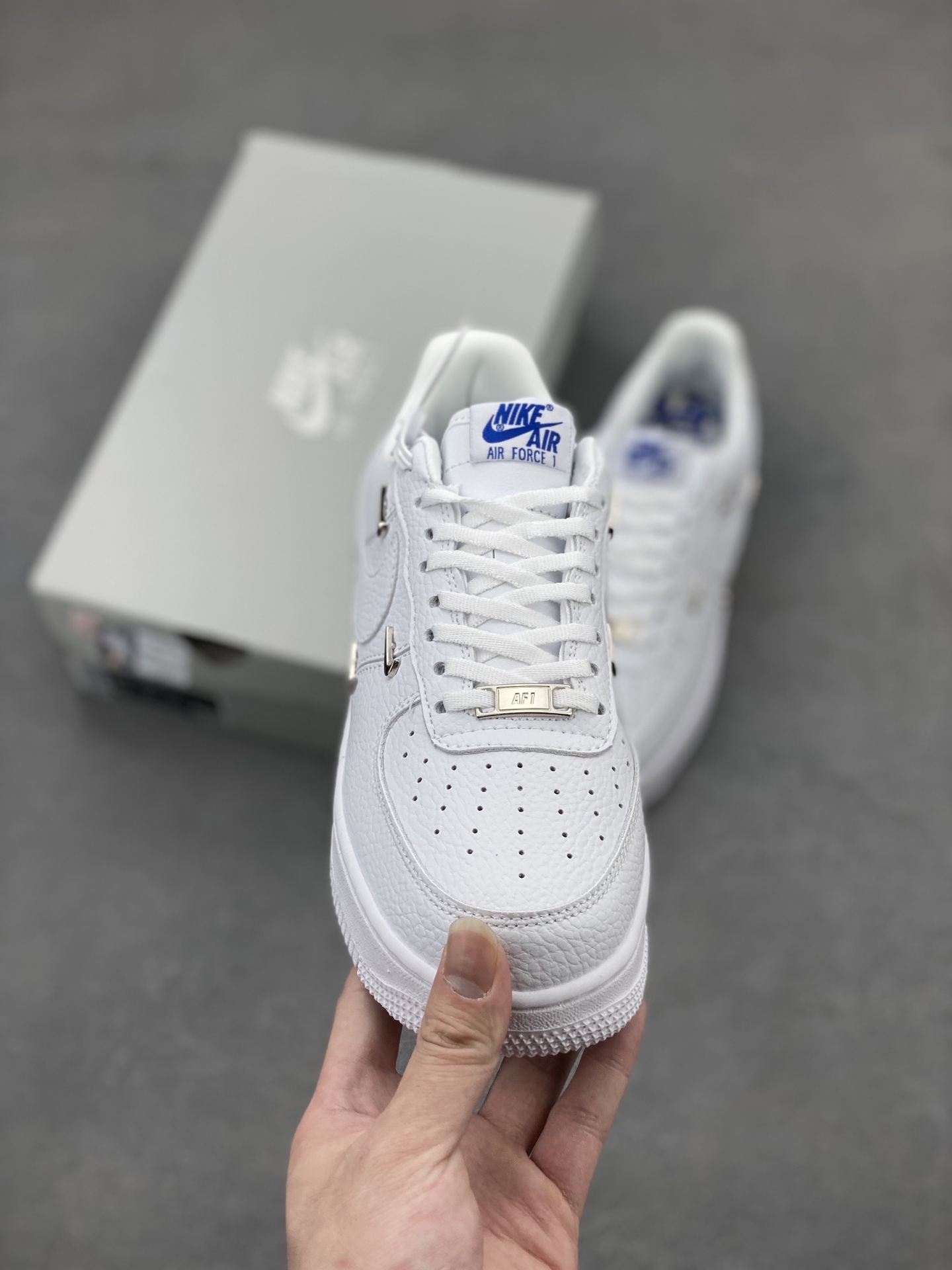 Nike Air Force 1 Low White Fashion Sneakers CT1990-100 3 i1745003631342 8612 0 1