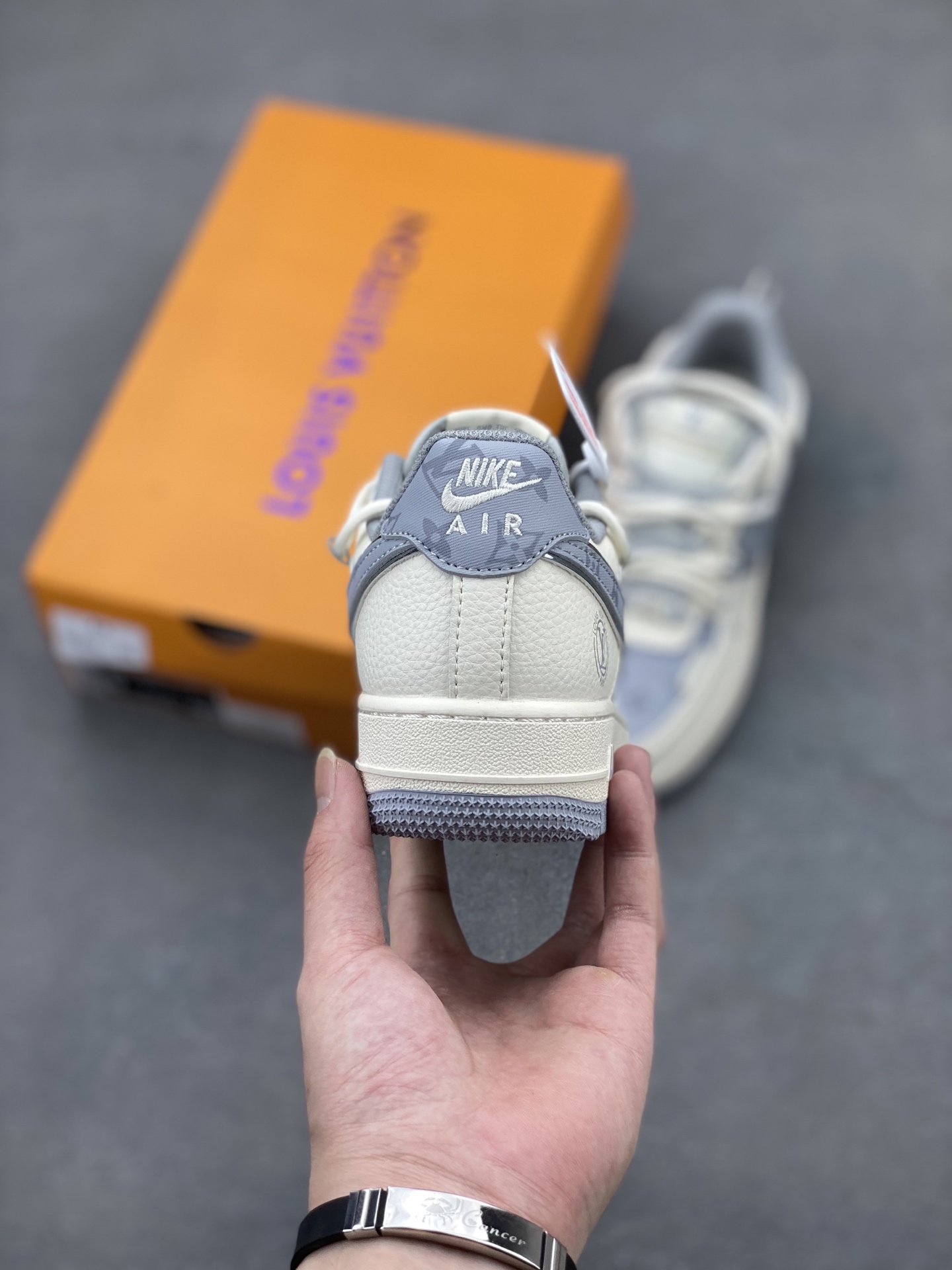 Nike Air Force 1 '07 Low Louis Vuitton Custom Sneakers - Limited Edition 5 i1745089840532 1697 0 3