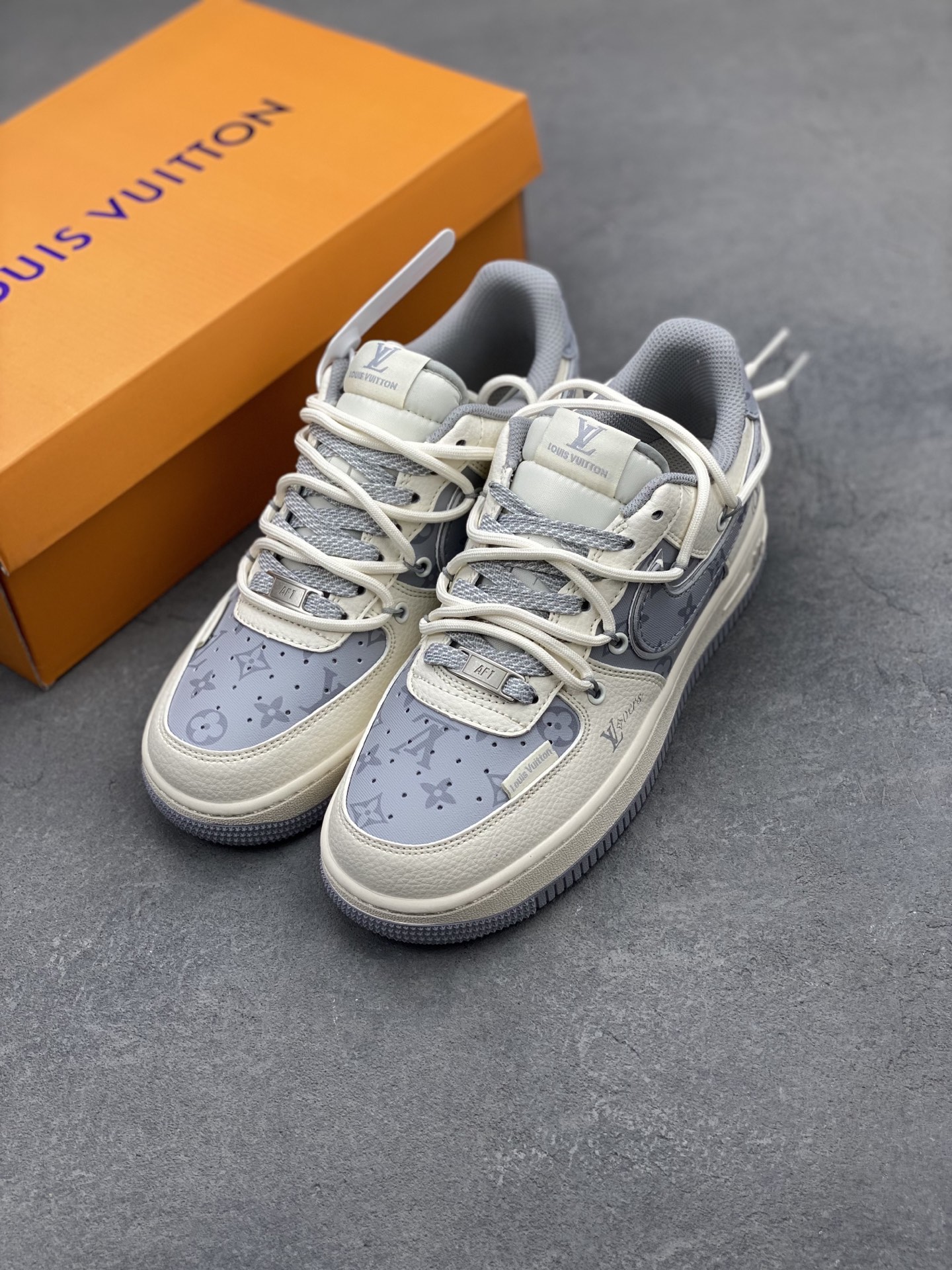 Nike Air Force 1 '07 Low Louis Vuitton Custom Sneakers - Limited Edition 9 i1745089840946 7627 0 7