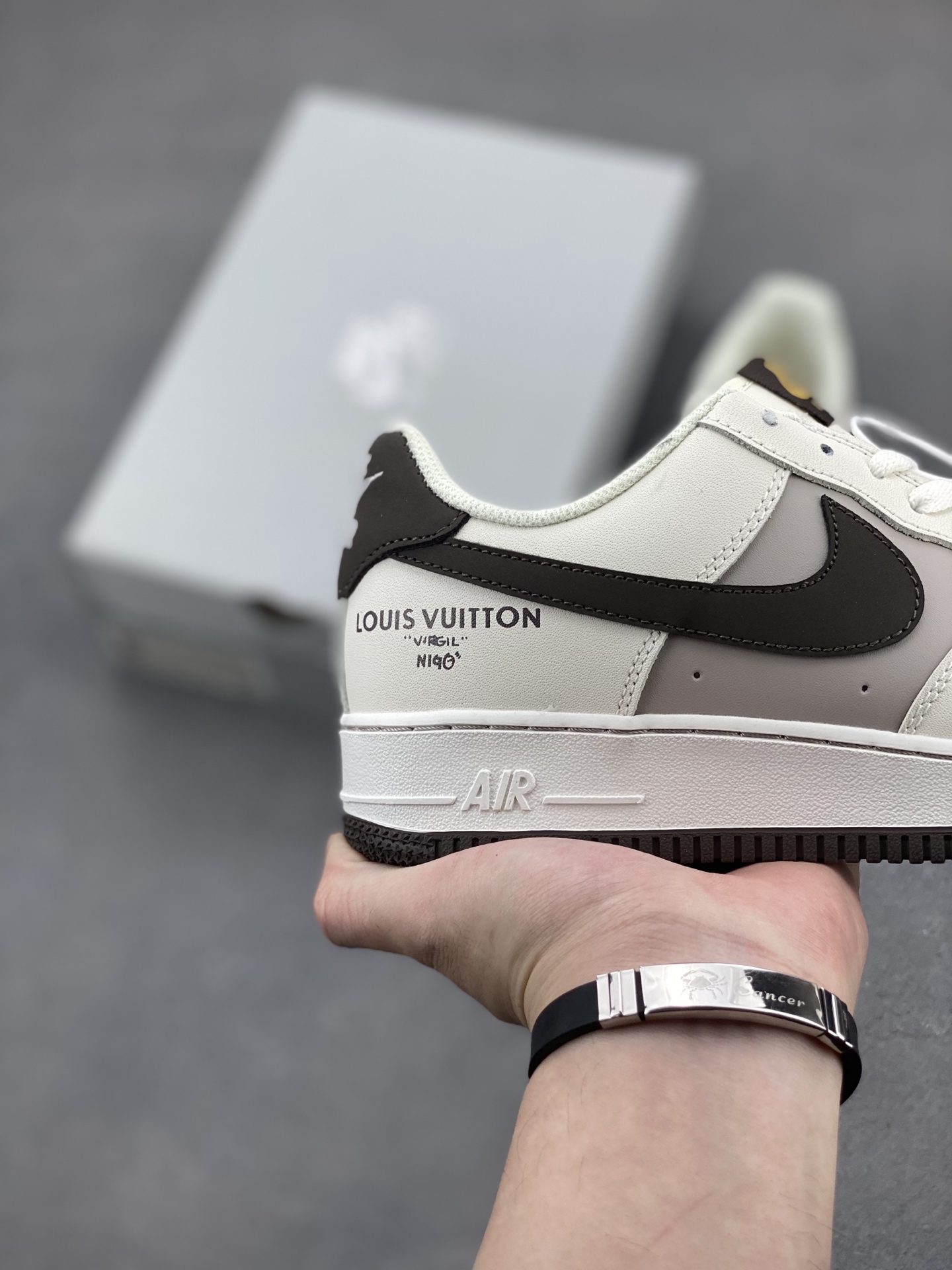 Nike Air Force 1 Low Louis Vuitton Custom Sneakers - Limited Edition 6 i1745089955785 9007 0 4