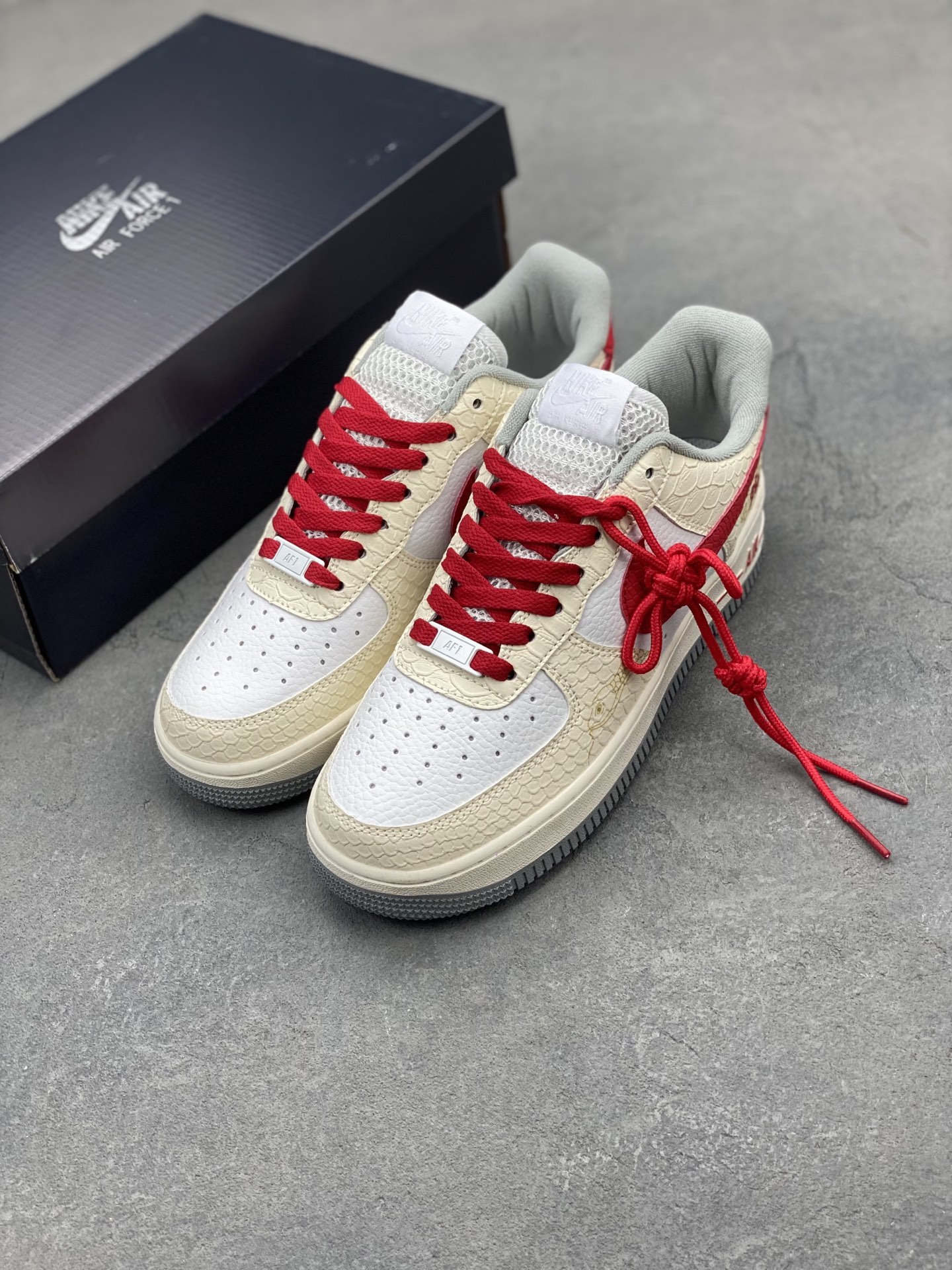 Nike Air Force 1 '07 Low Sneakers - Limited Edition, Premium Comfort 9 i1745090038997 3122 0 7