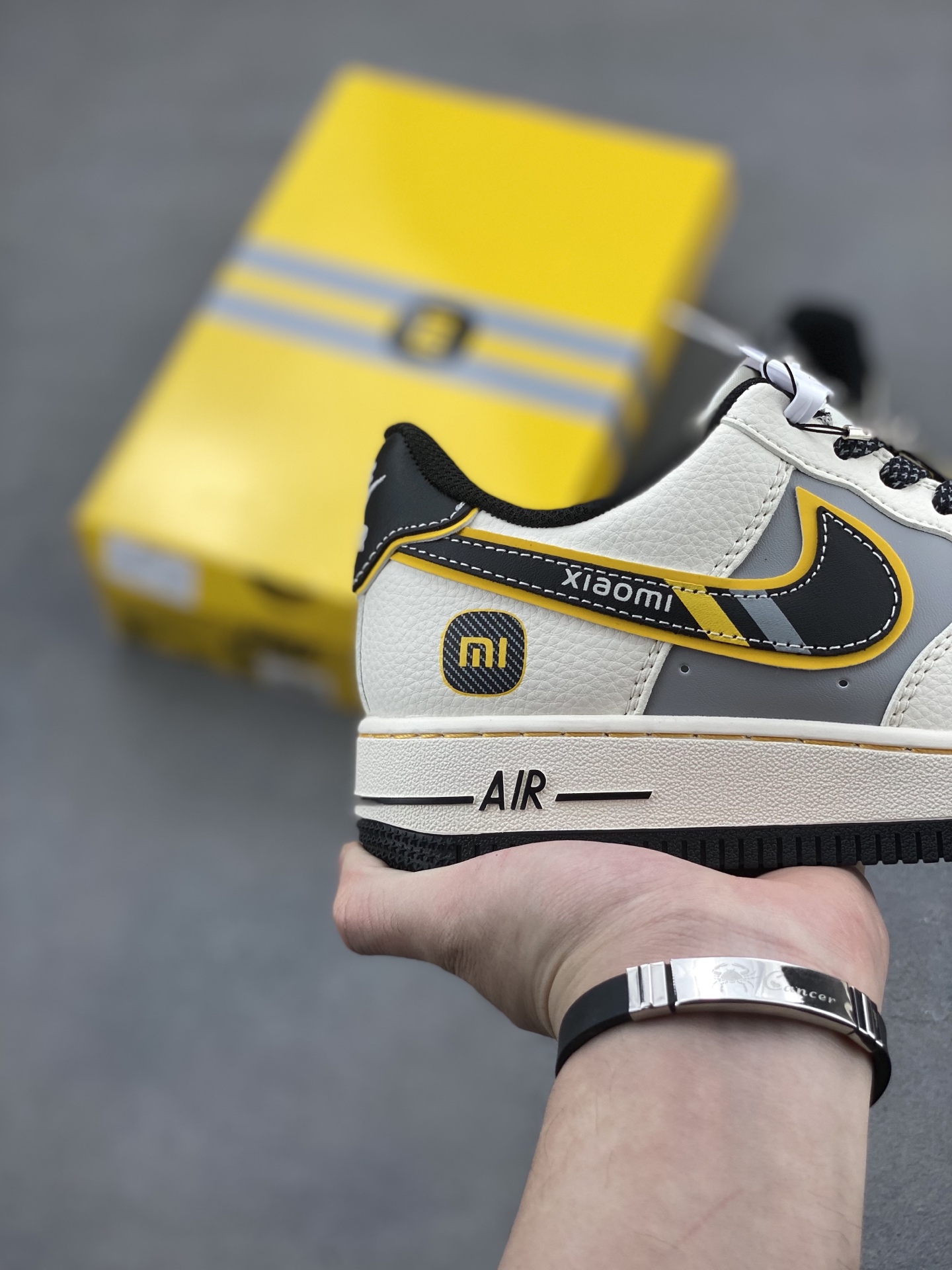 Nike Air Force 1 '07 Low Sneakers - Limited Edition, Comfortable and Stylish 6 i1745090238066 3536 0 4