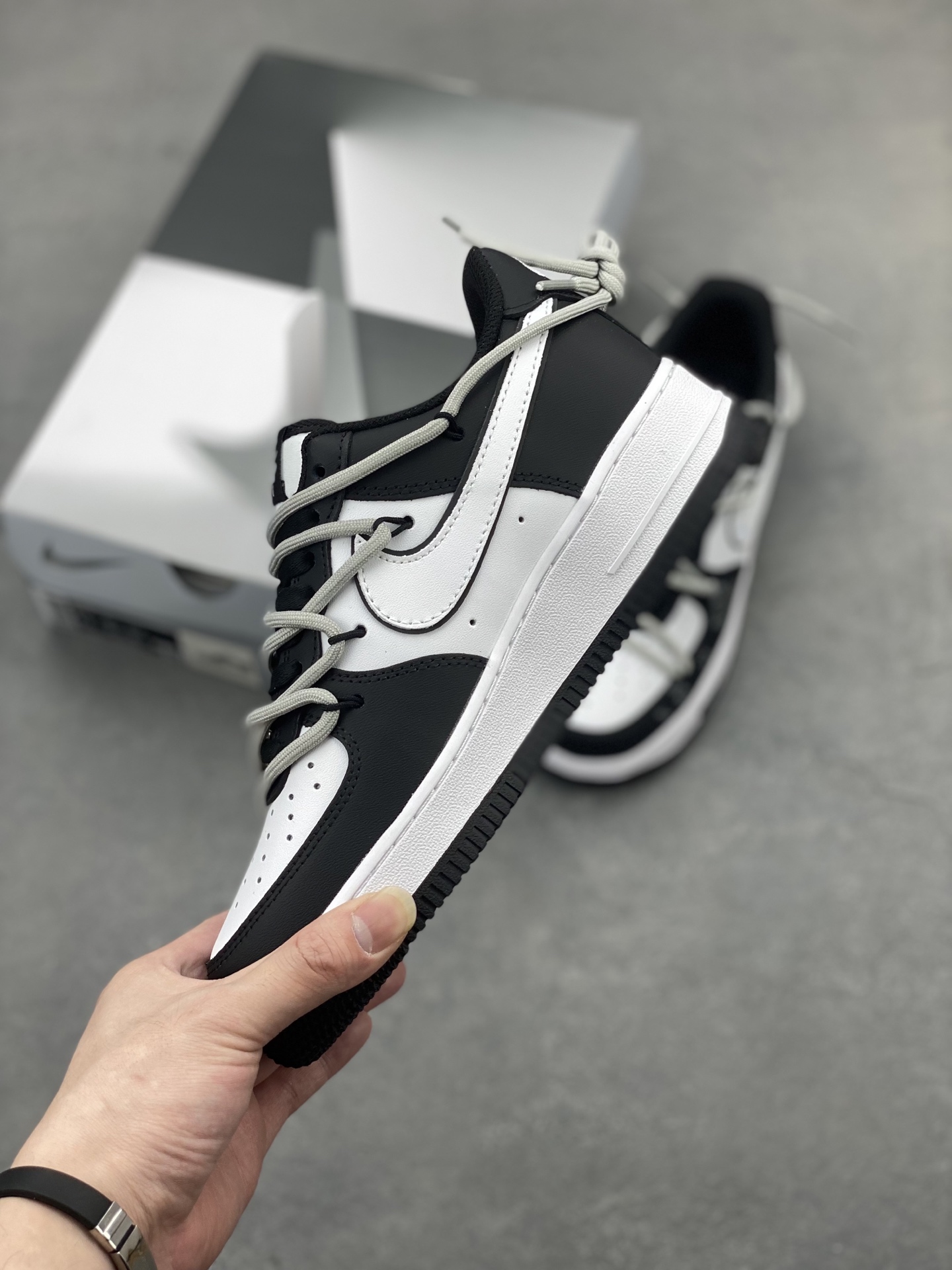 Nike Air Force 1 '07 Low Black White Casual Sneakers 4 i1745266103783 1873 0 2